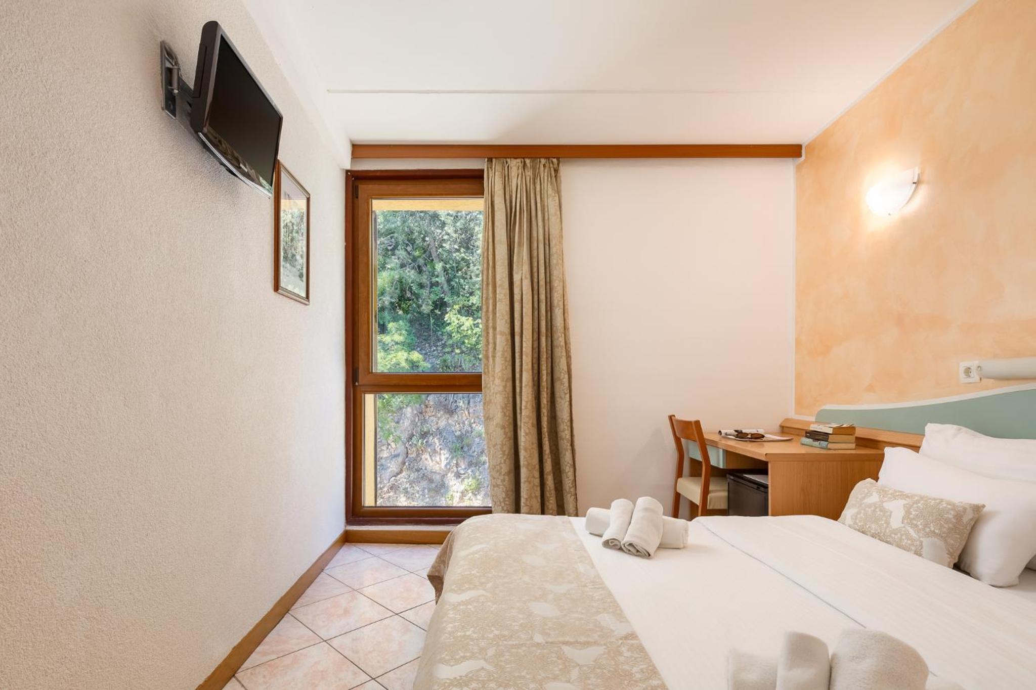 Economy Single Room photo 2