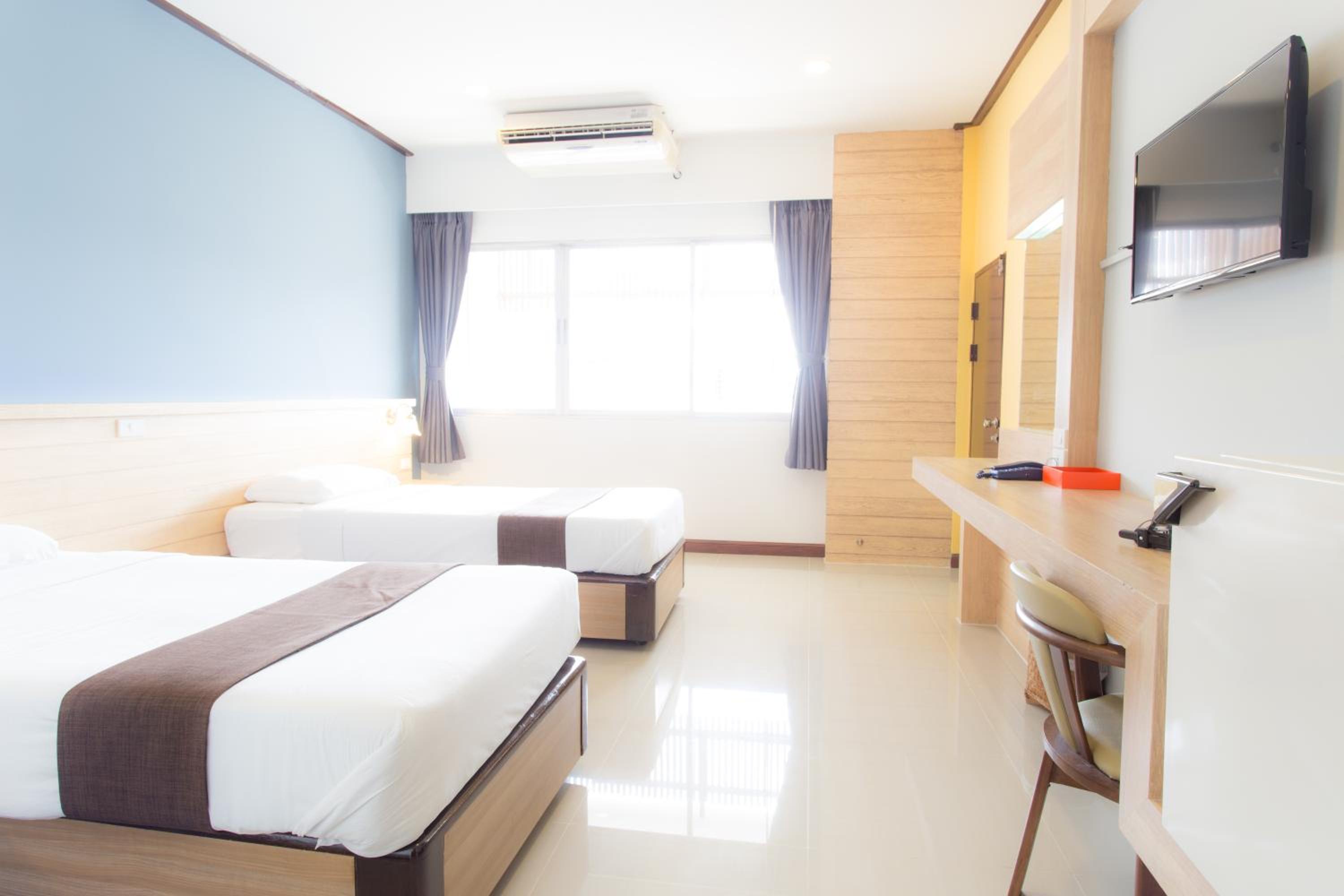 Superior Twin Room photo 3