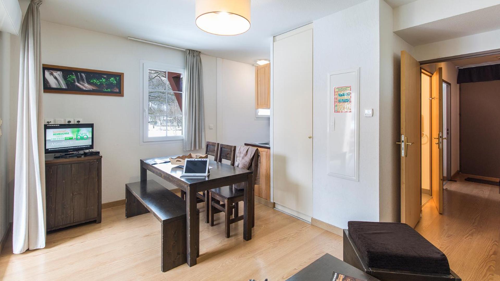 Two-Bedroom Apartment (6 Adults) - Photo 1