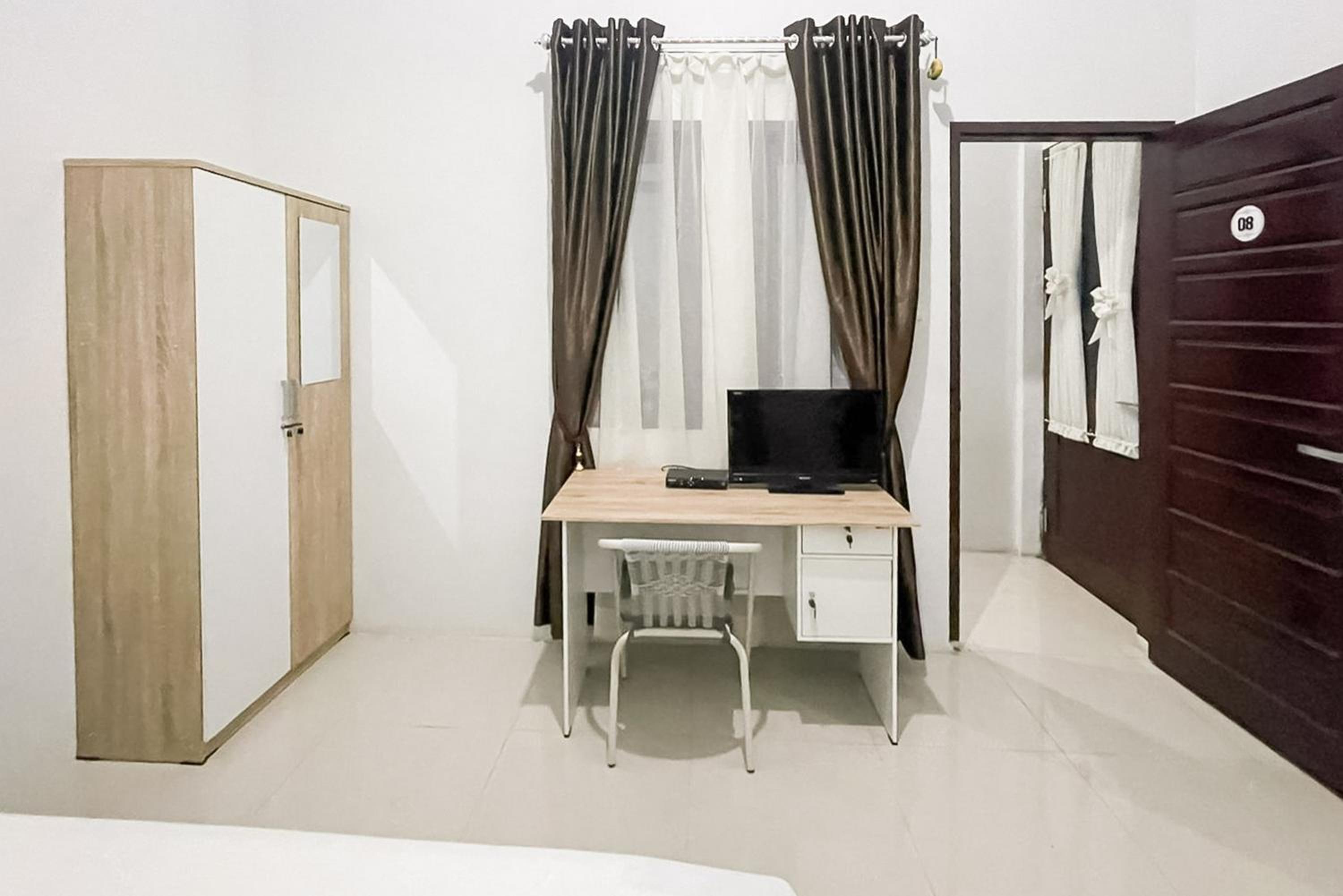 Standard Double Room photo 2