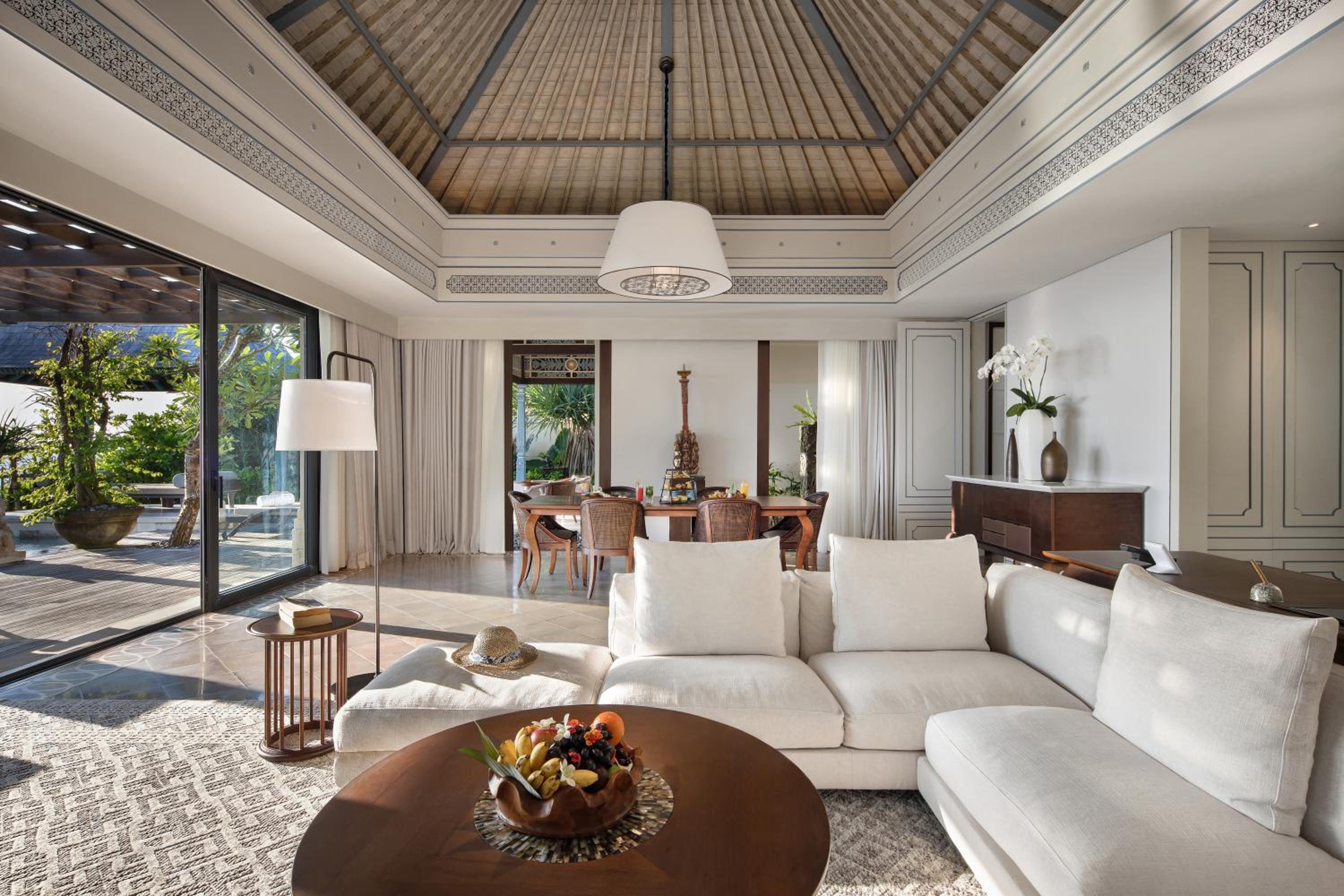 Two-Bedroom Villa - Photo 8