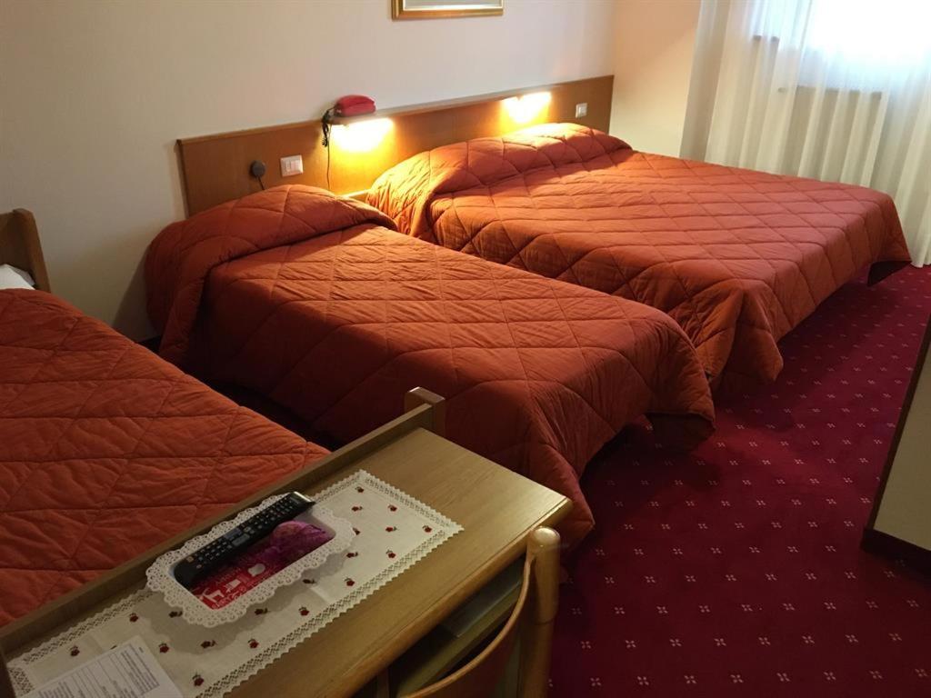 Standard Quadruple Room - Photo 1