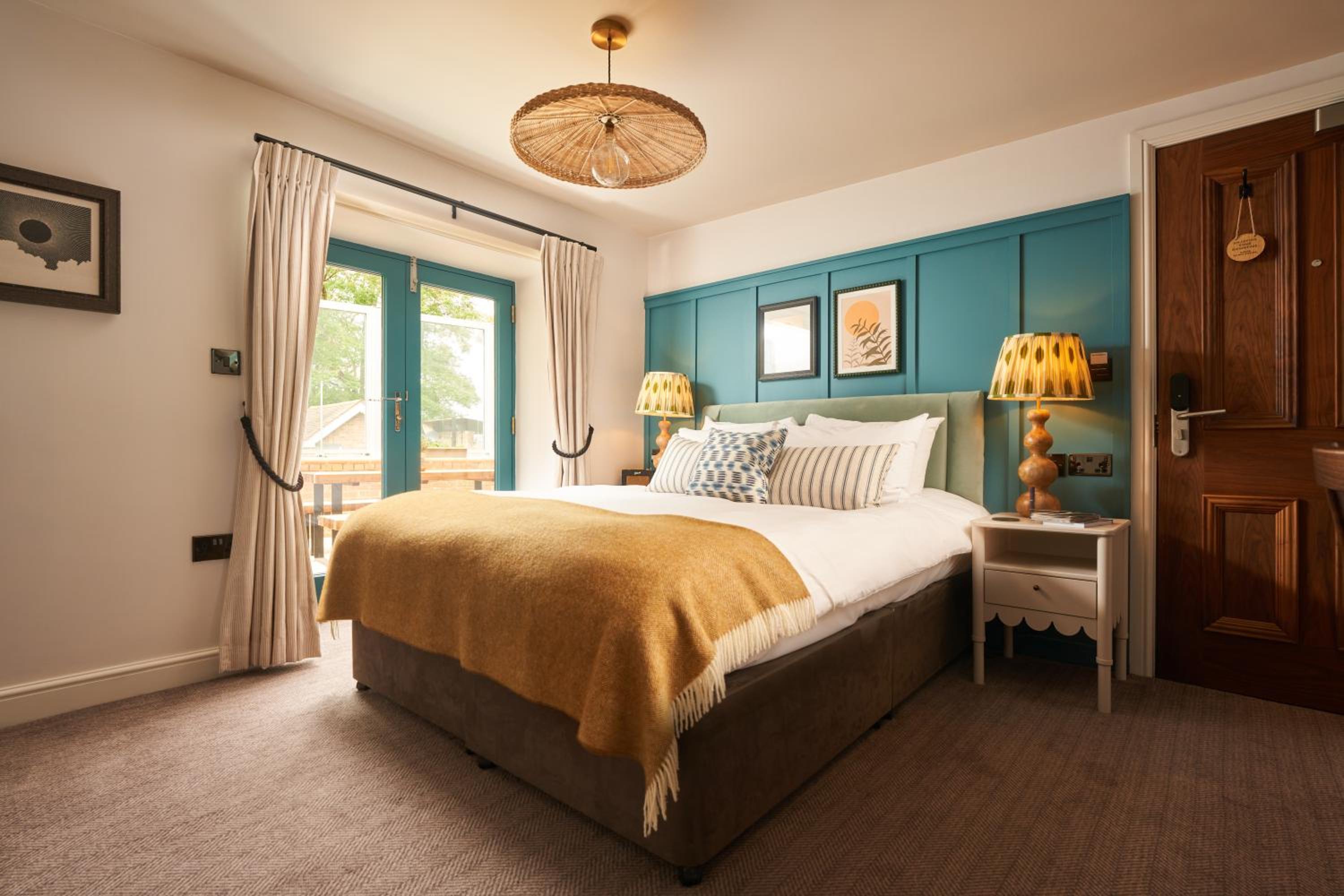 Superior Queen Or Twin Room With River View