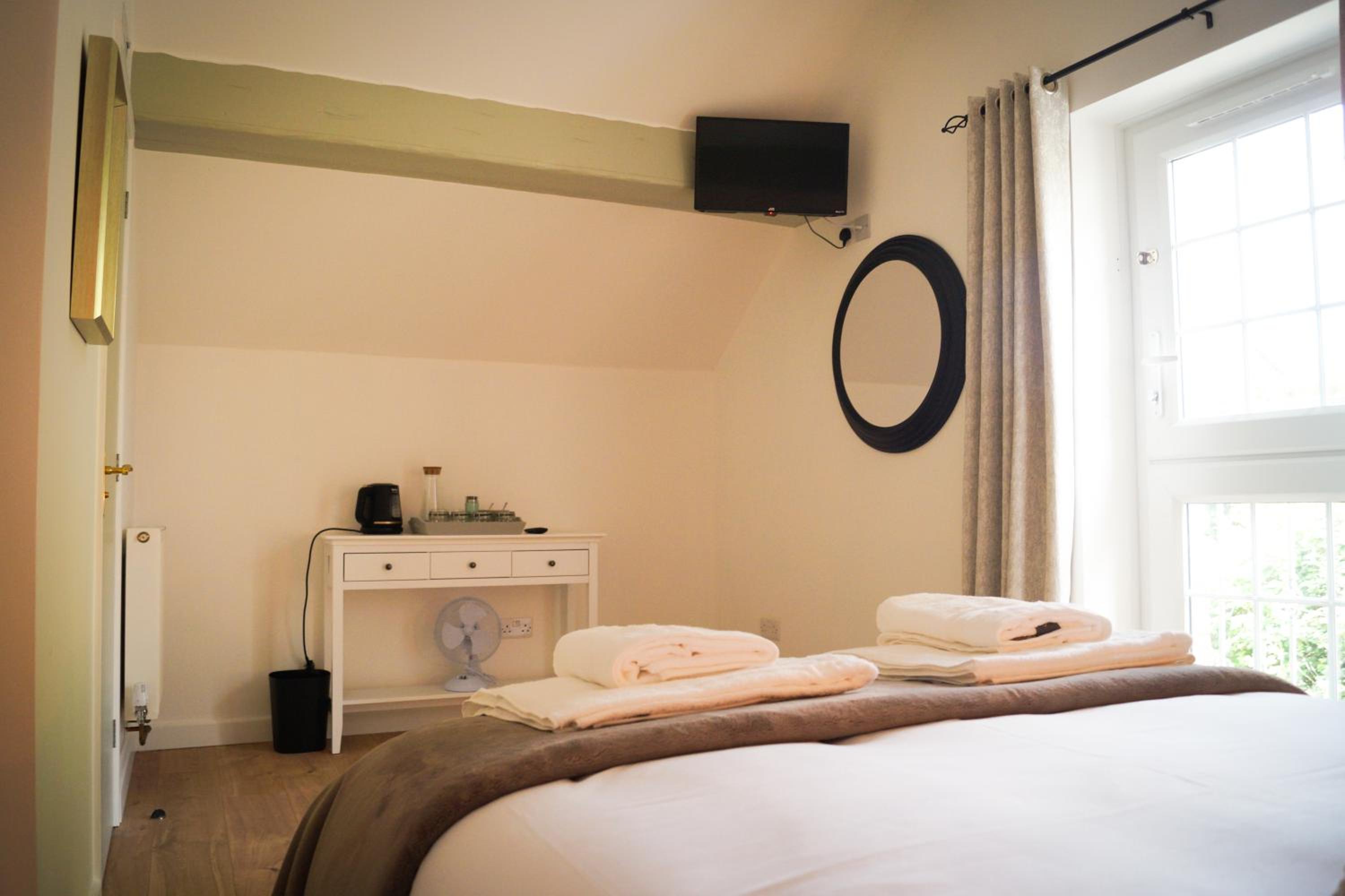 Deluxe Double Room - Photo 5