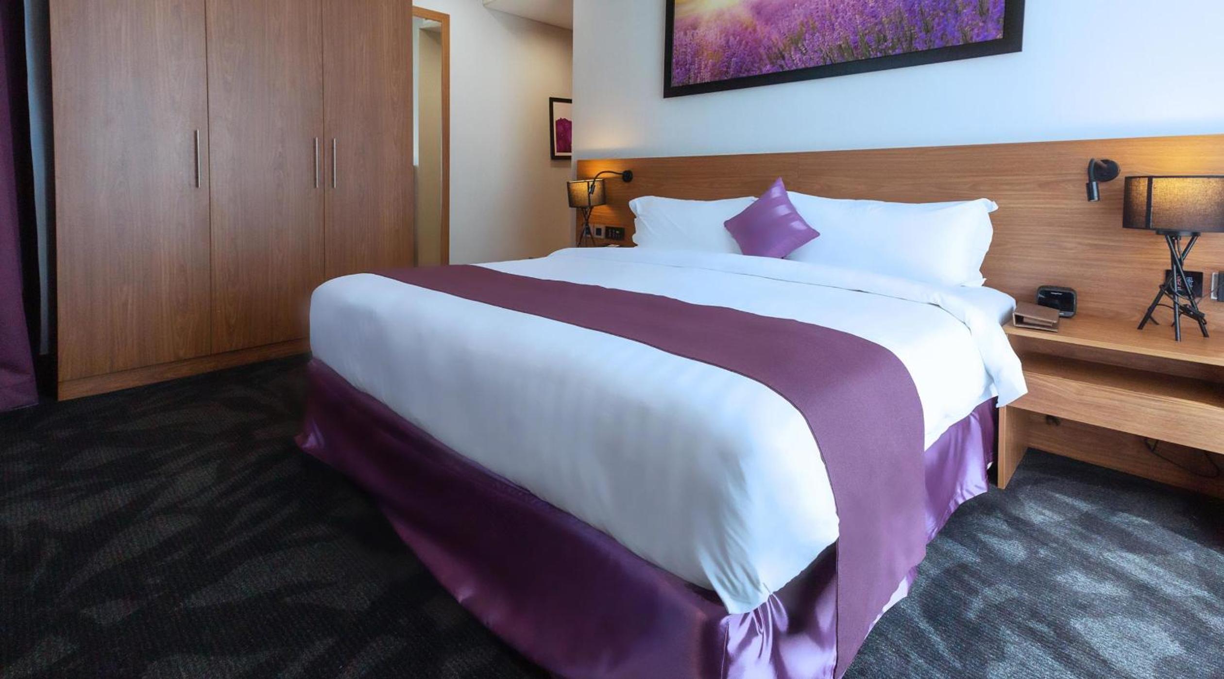 Standard Room, 20% off food and beverage, excluding signature dishes, 20% off Laundry and 10% off Spa