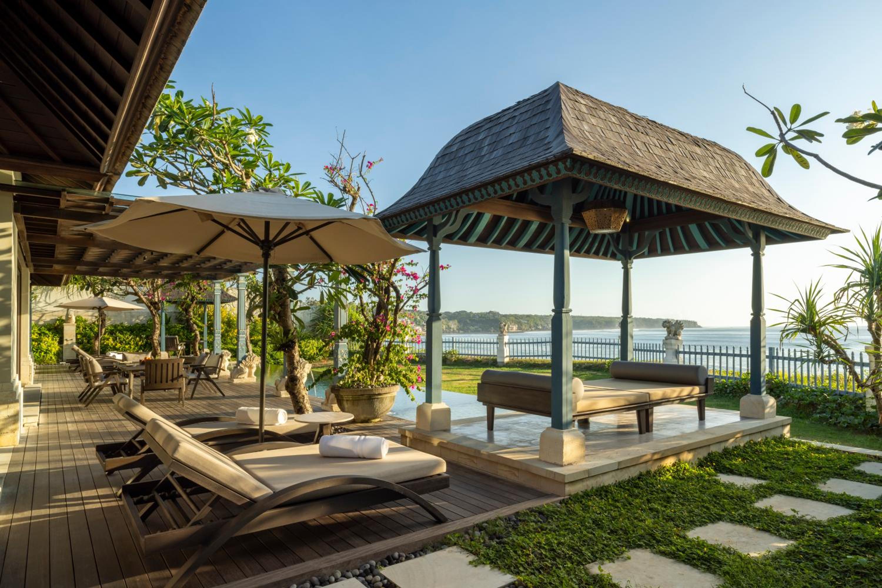 Two Bedroom Oceanfront Villa with Private Pool   - Complimentary airport transfers and dedicated butler service - Photo 16