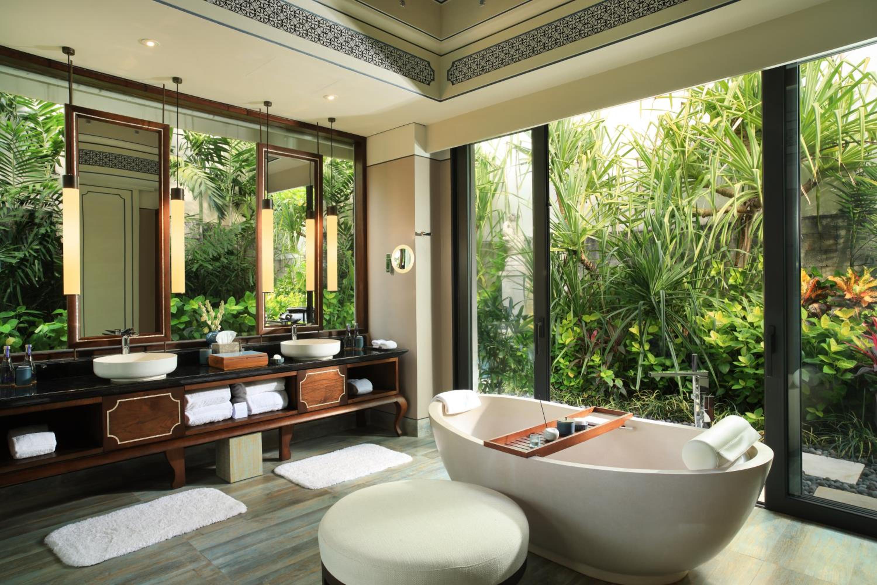 Two Bedroom Oceanfront Villa with Private Pool   - Complimentary airport transfers and dedicated butler service - Photo 2