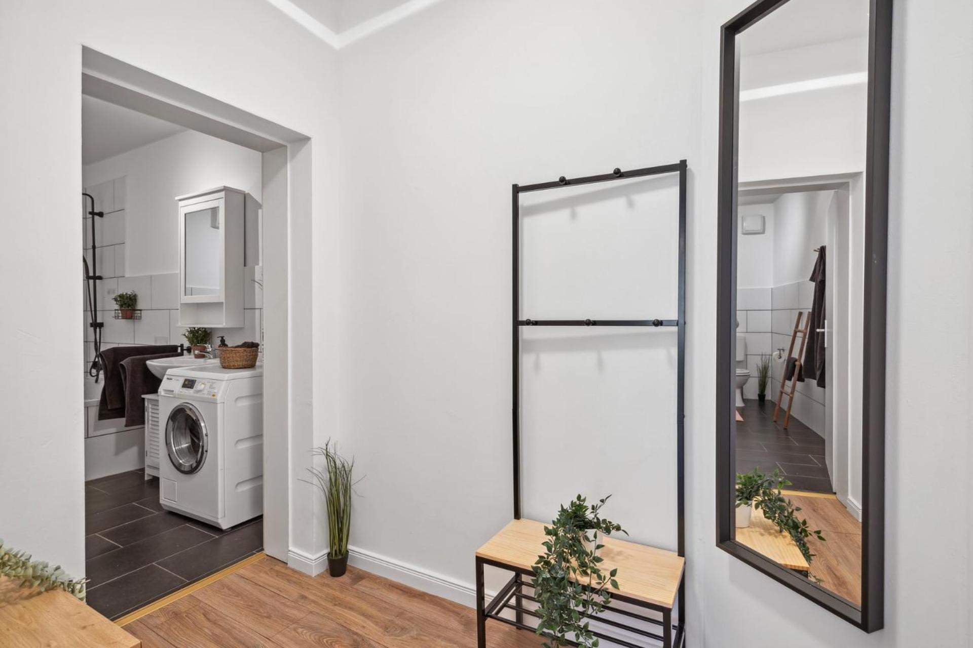 Two-Bedroom Apartment with City View photo 2