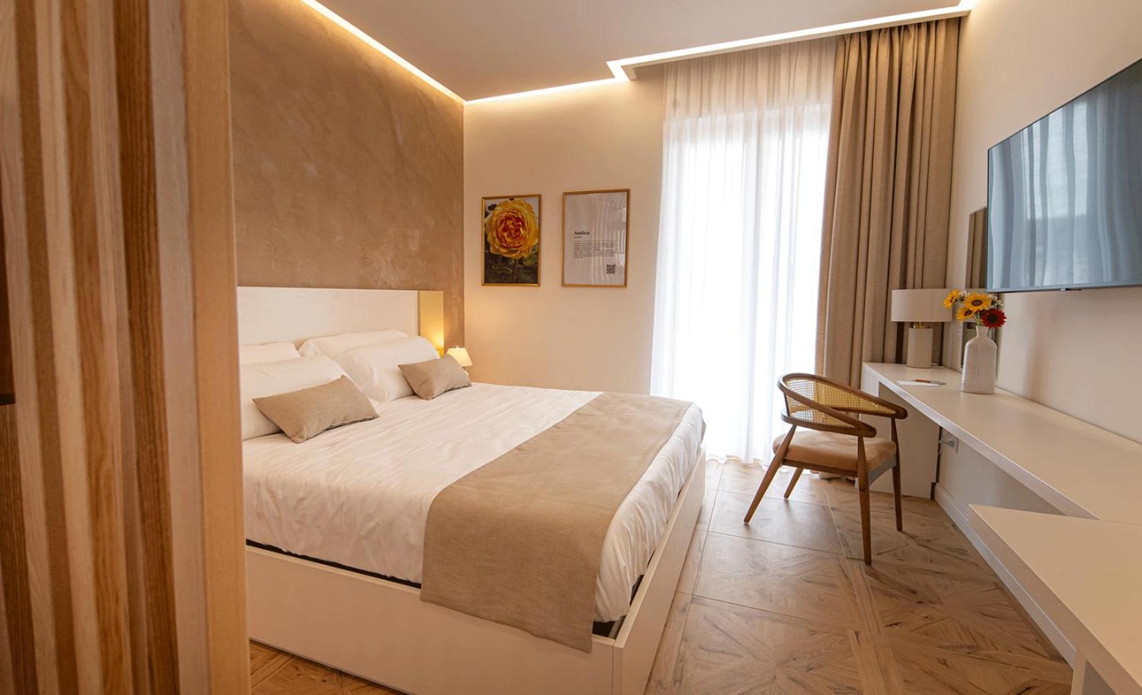 Junior Suite with Balcony photo 1
