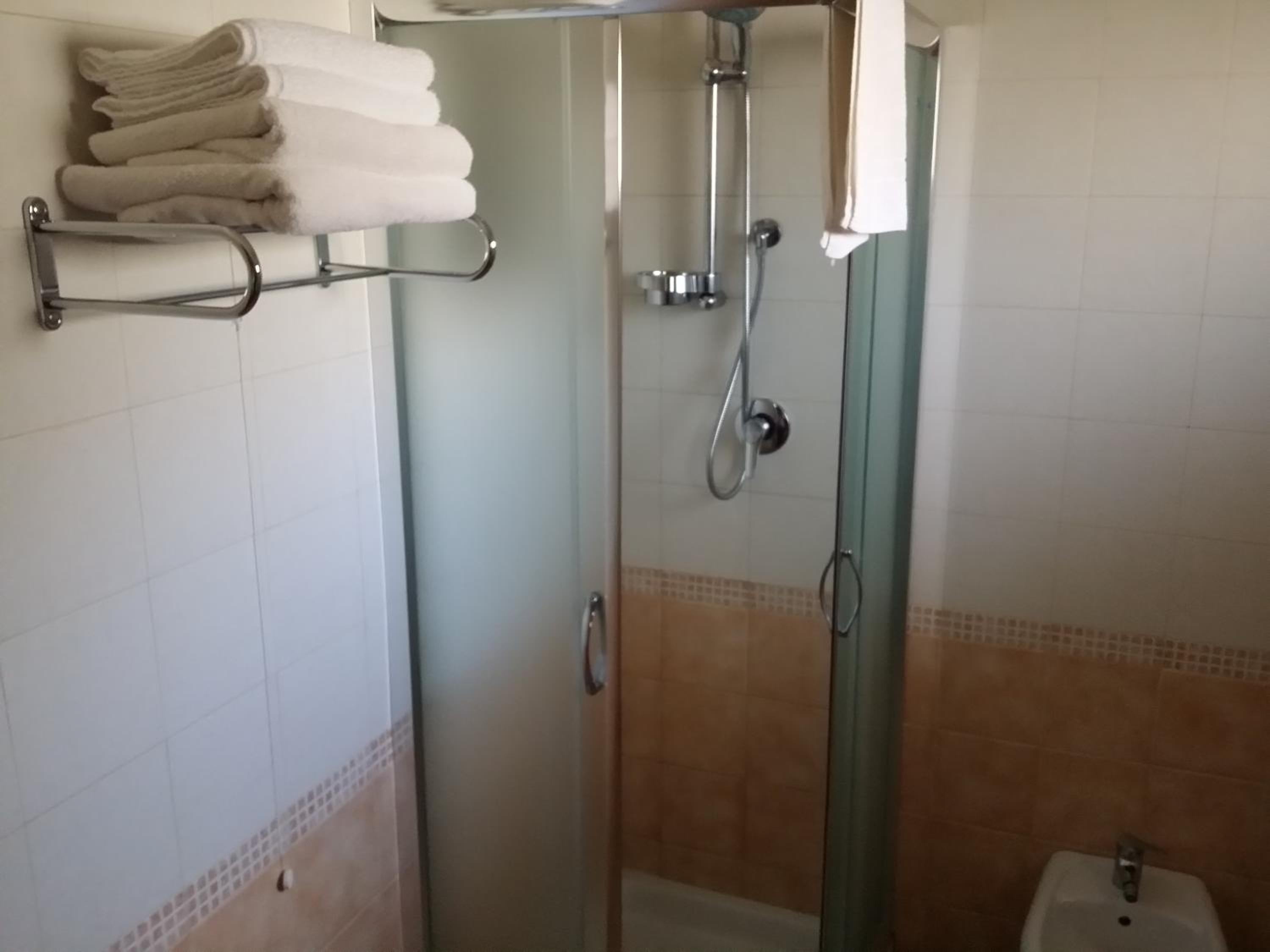 Standard Single Room photo 3