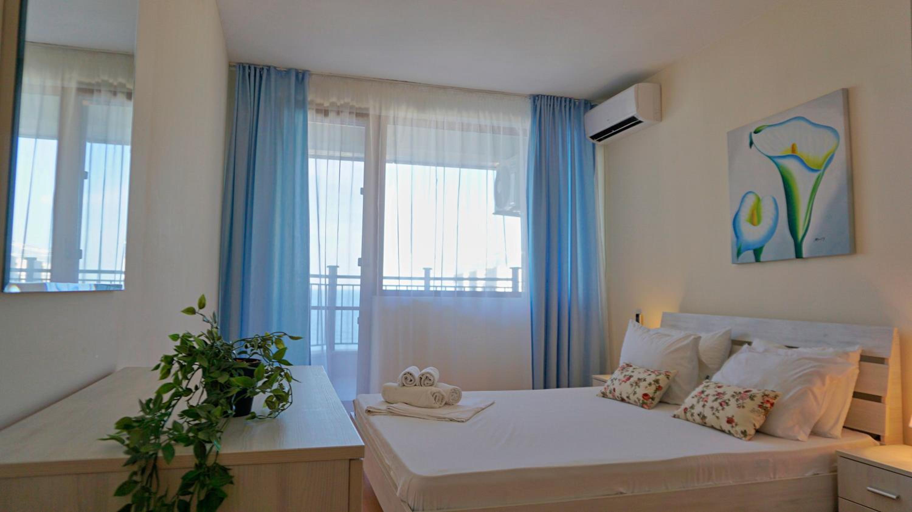 Apartment with Sea View photo 2