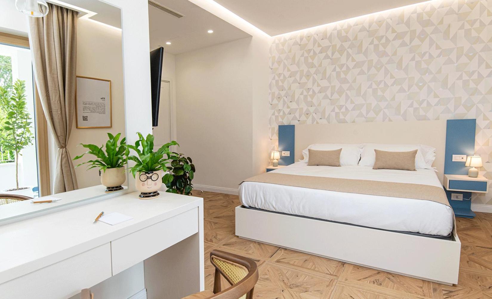 Double Room with Balcony photo 2