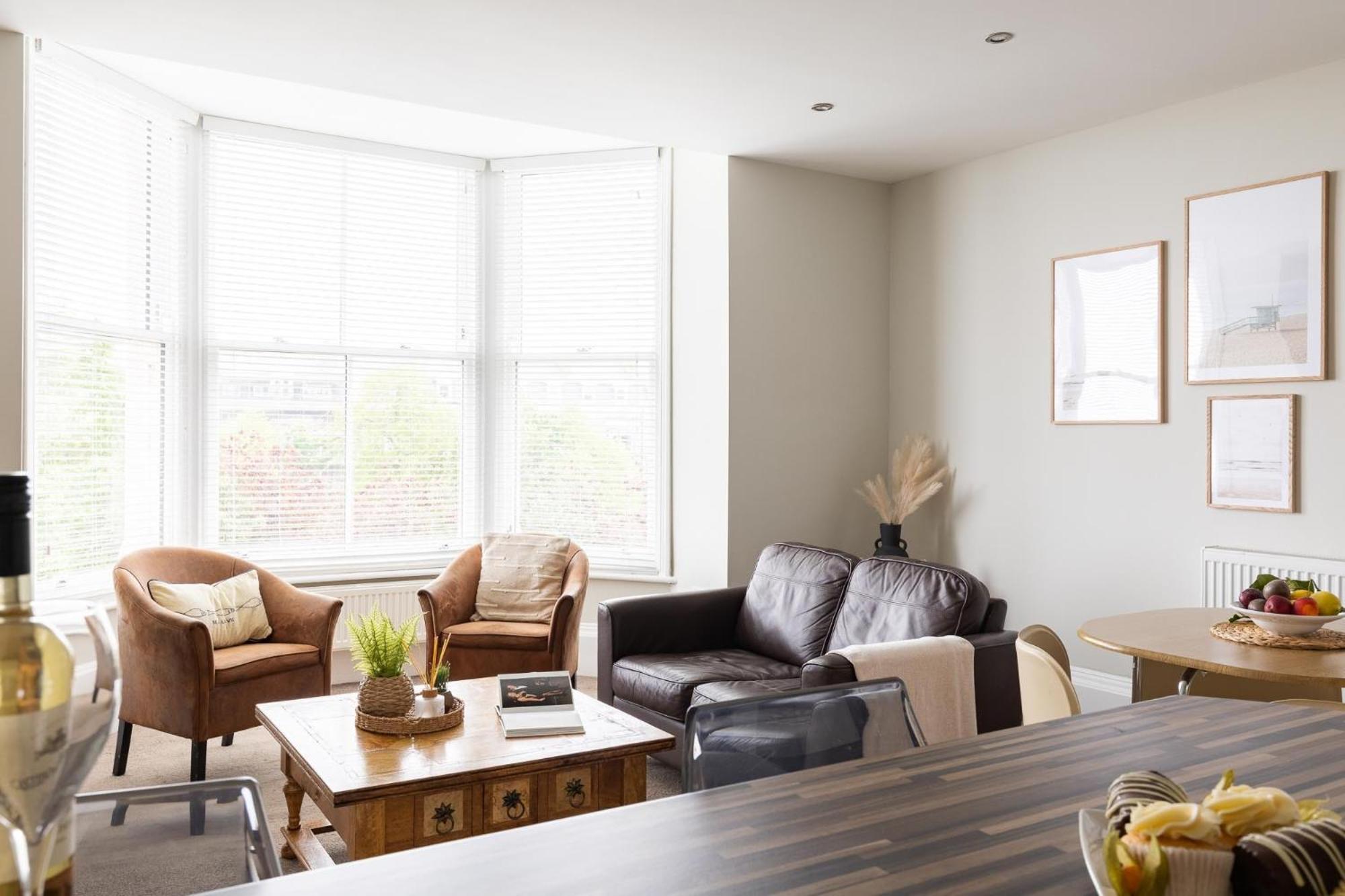 Sea View Apartment - with Pool & Spa Access (Second Floor) photo 1