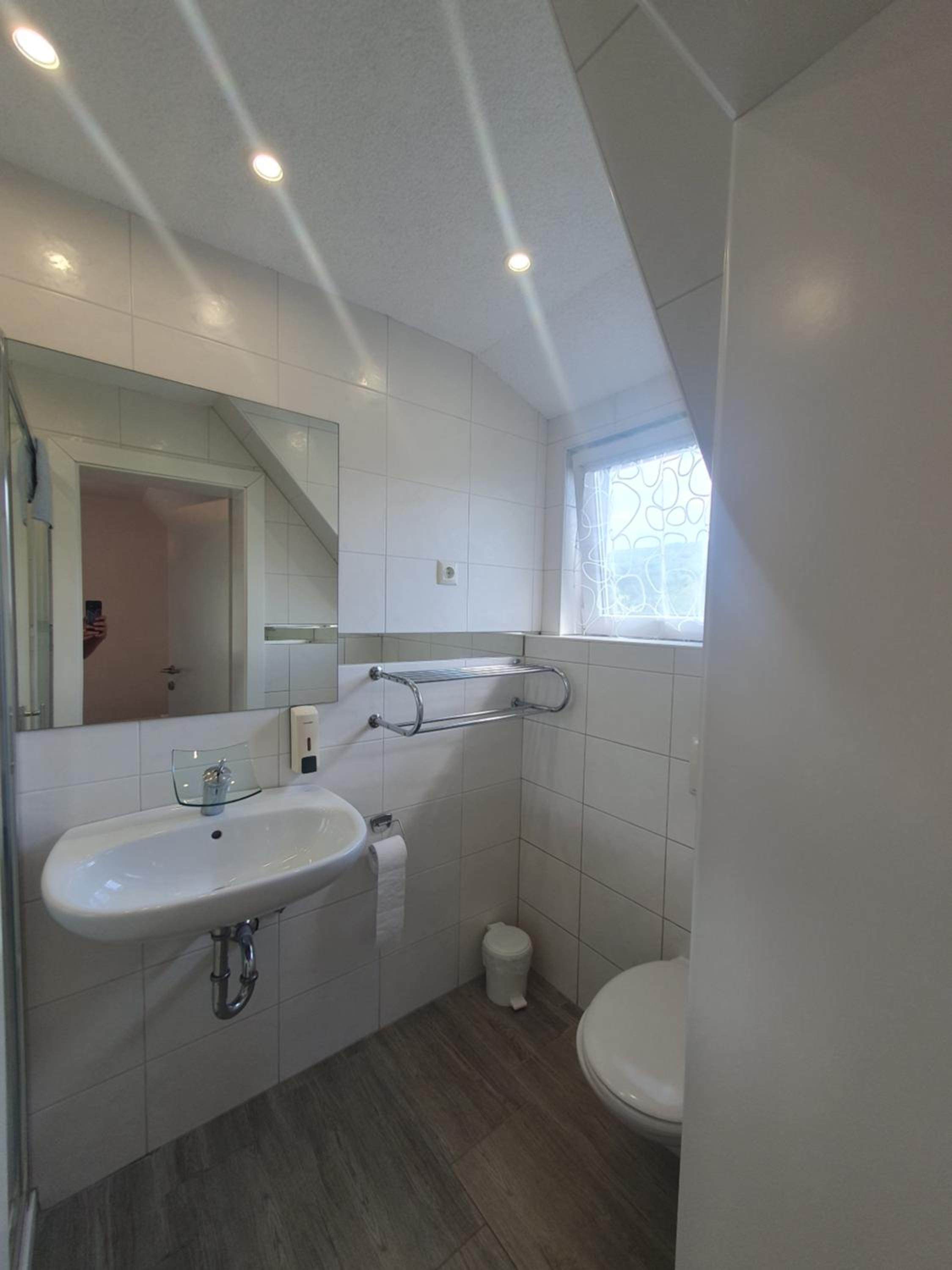Quadruple Room with Garden View - Photo 14