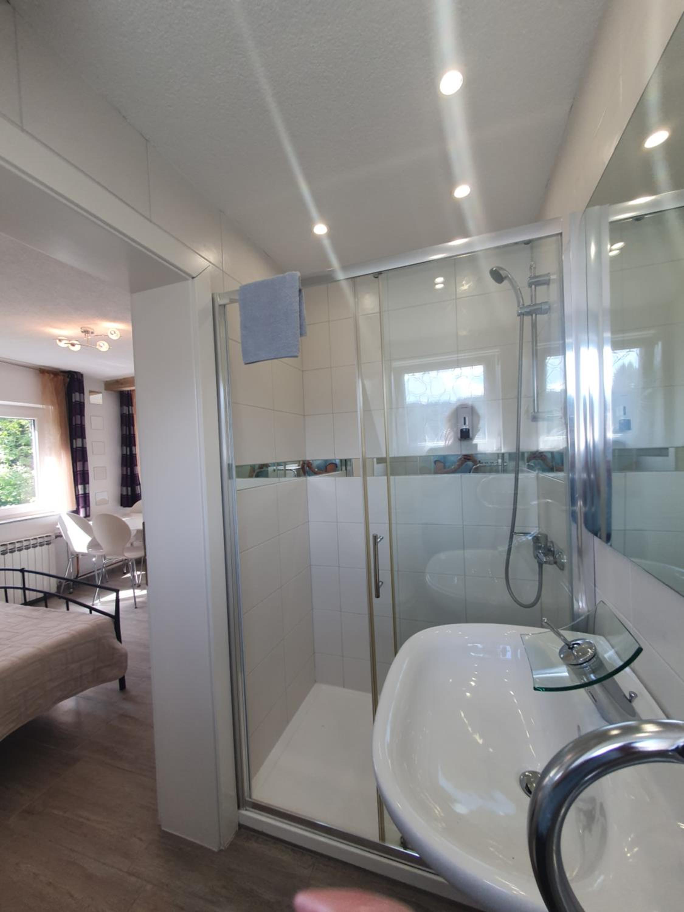 Quadruple Room with Garden View - Photo 16