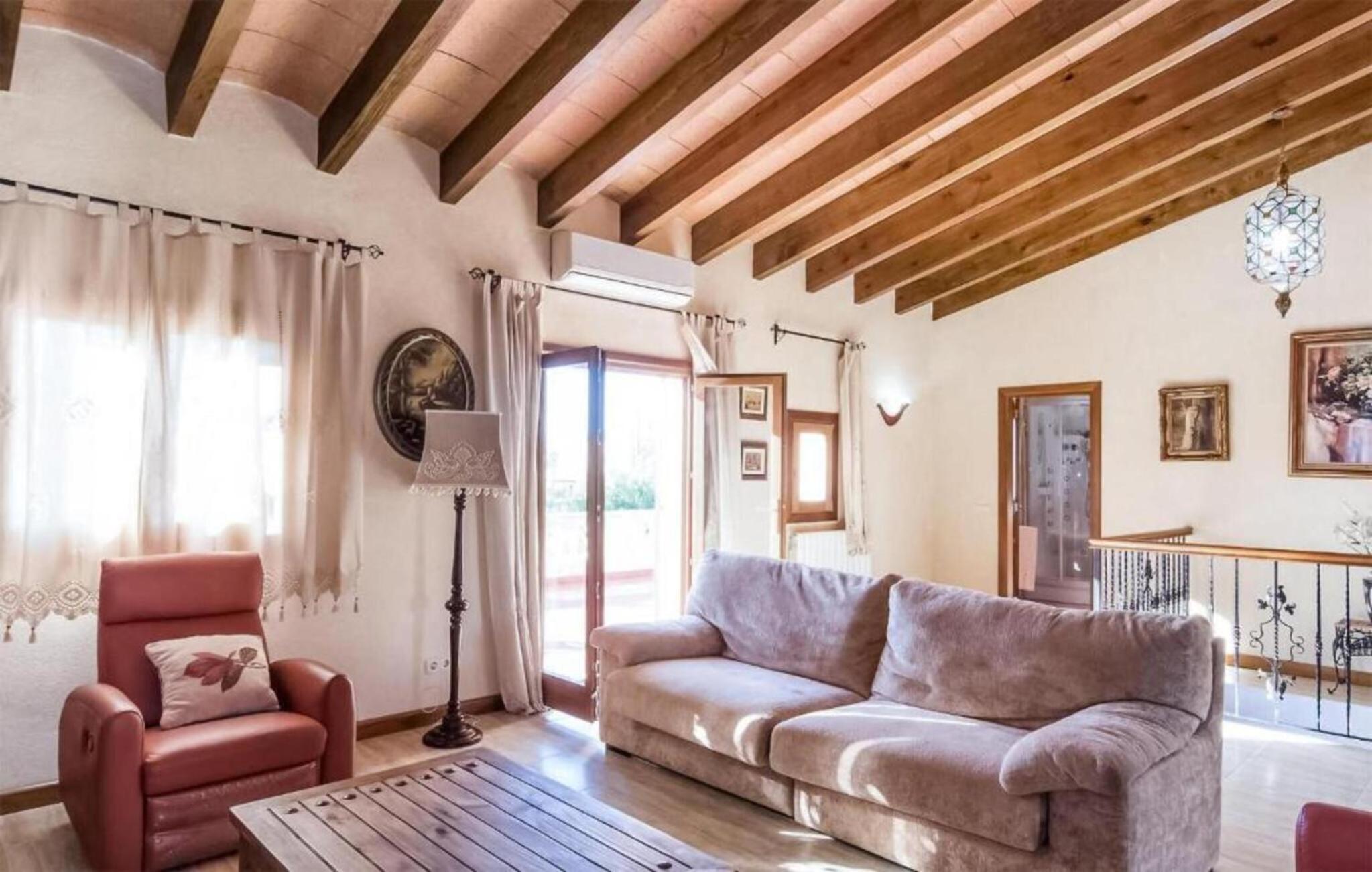 Villa con vistas al jardín