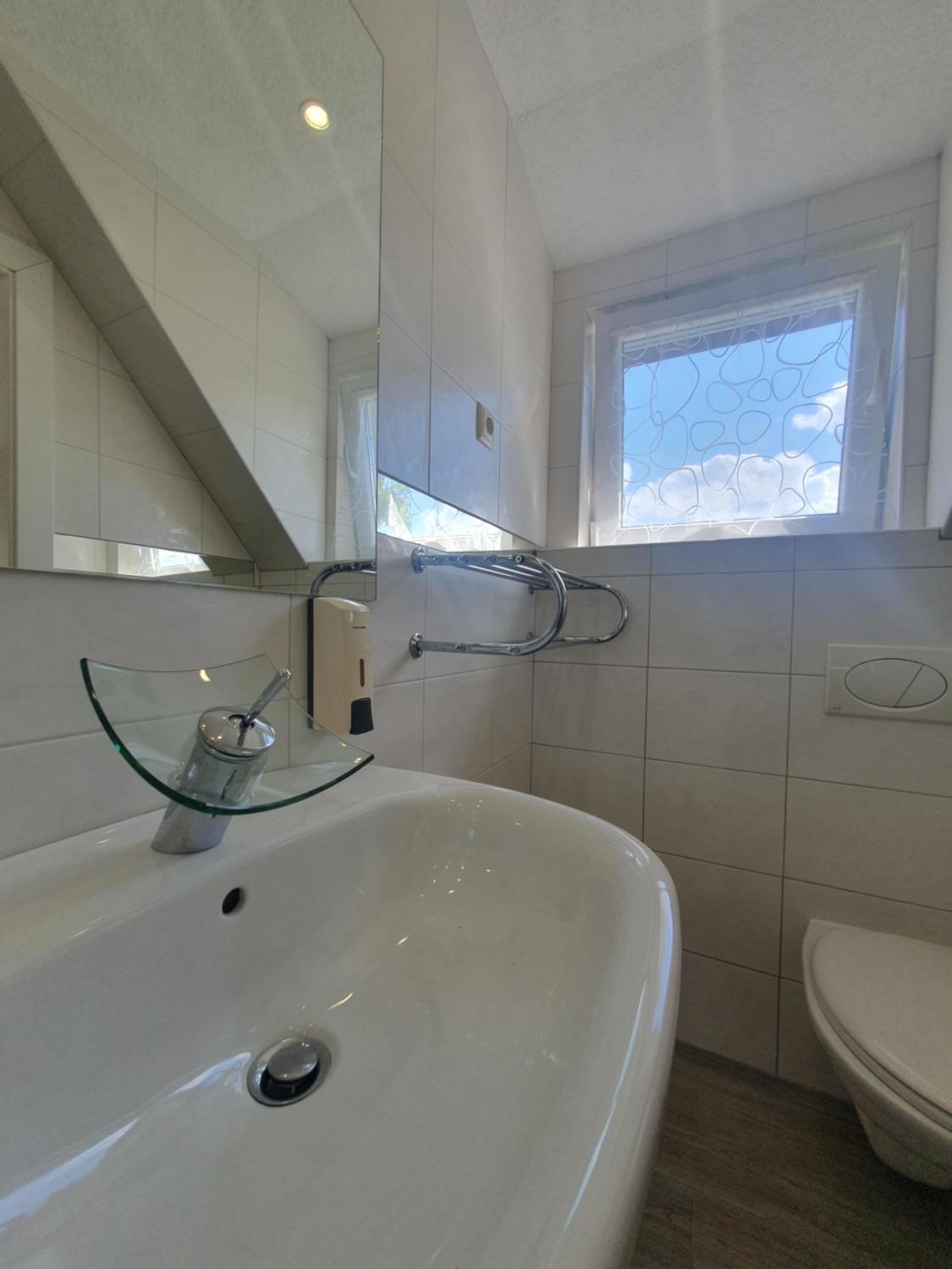 Quadruple Room with Garden View - Photo 8