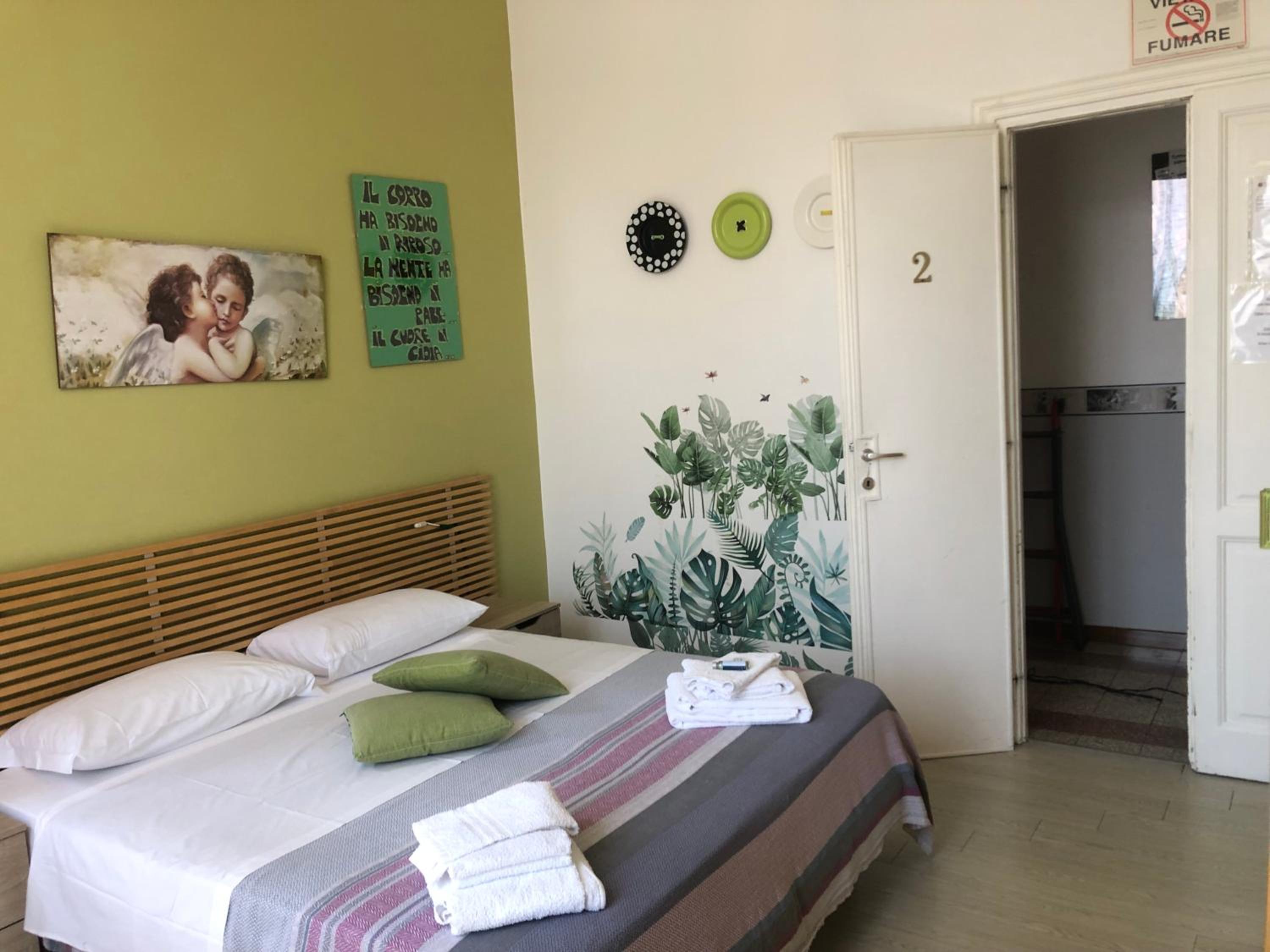 Double or Twin Room photo 3
