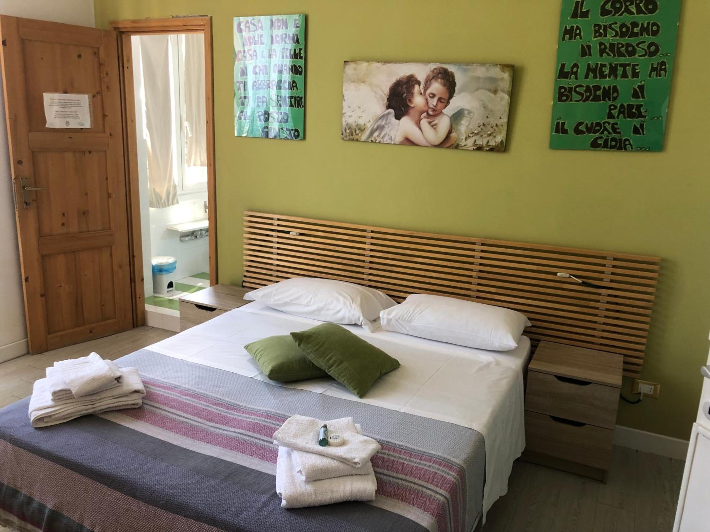 Double or Twin Room photo 2