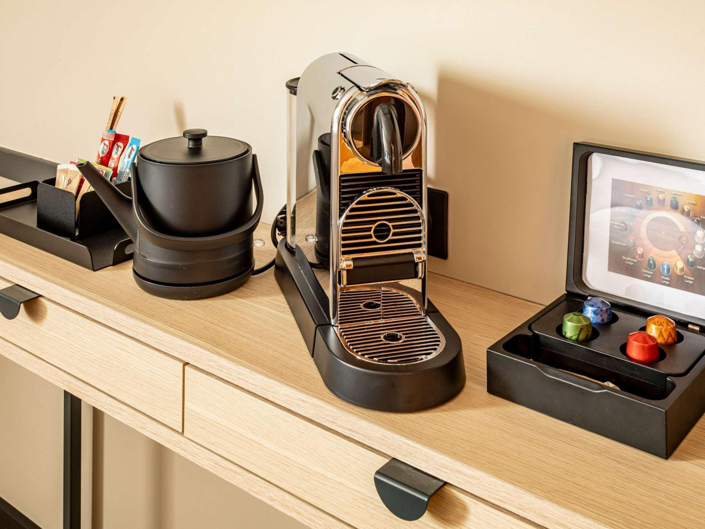 King Room with Garden View - Photo 8
