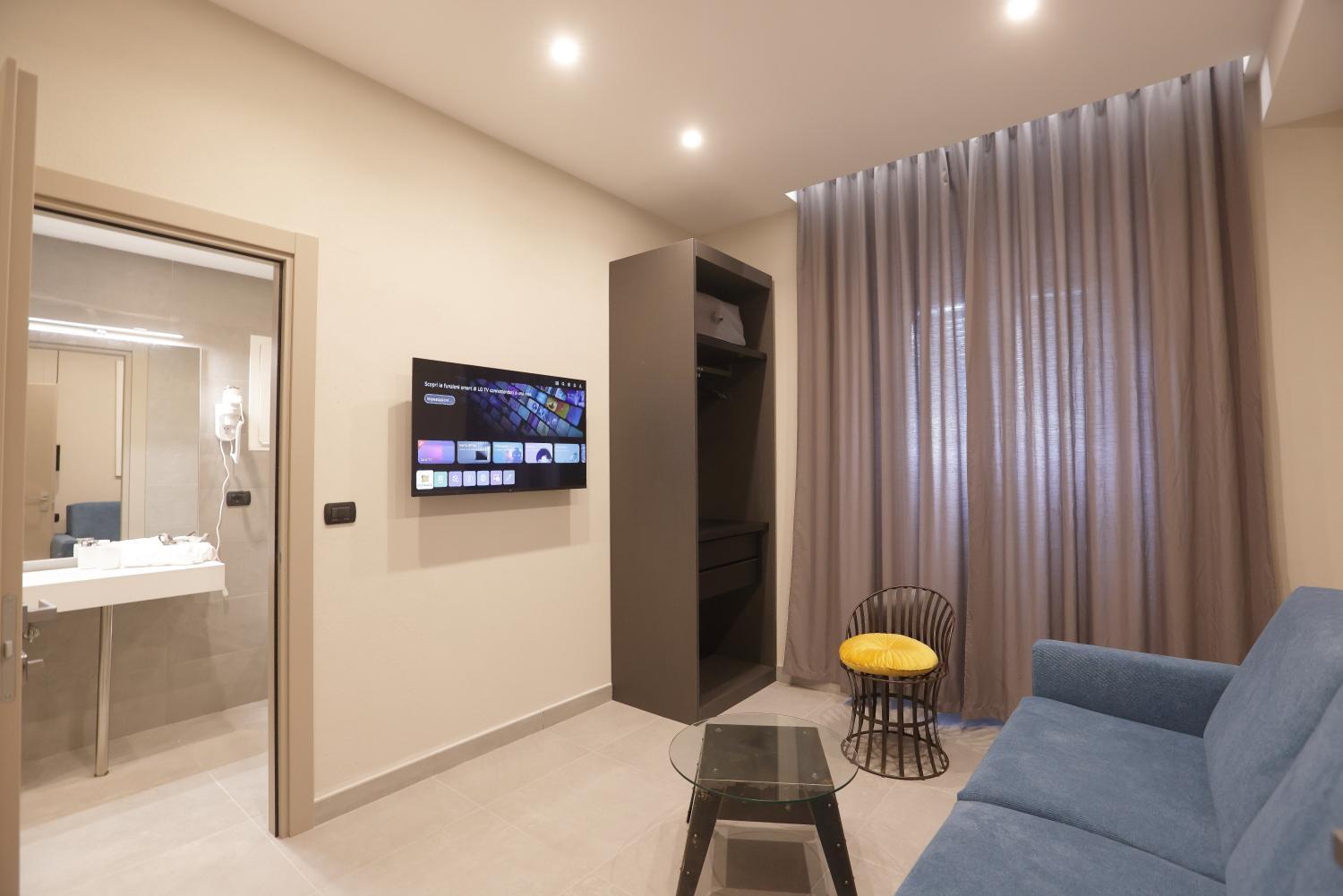 Large Double Room photo 3