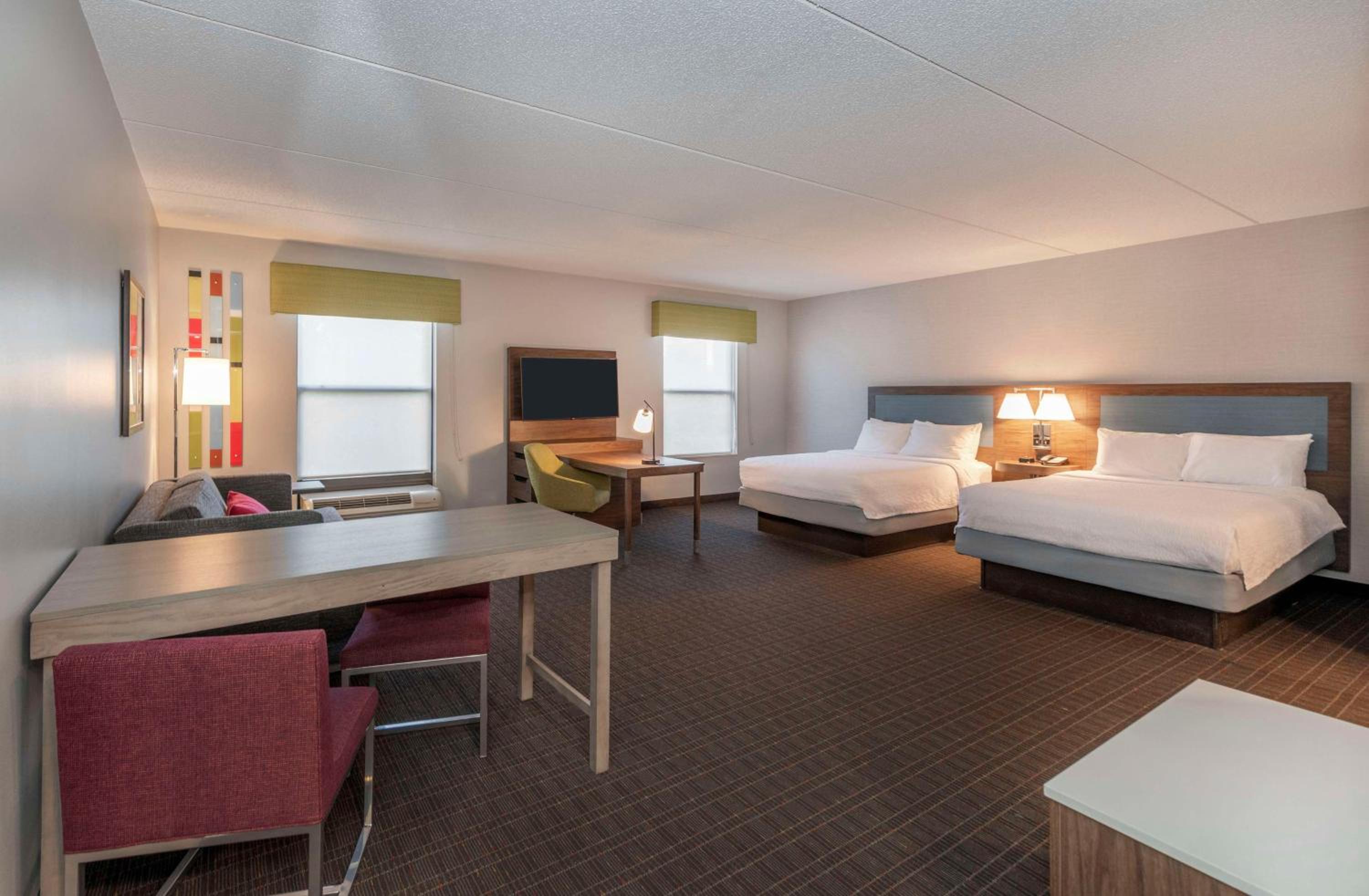 Studio Suite with Two Queen Beds and Sofa Bed - Non-Smoking - Photo 1