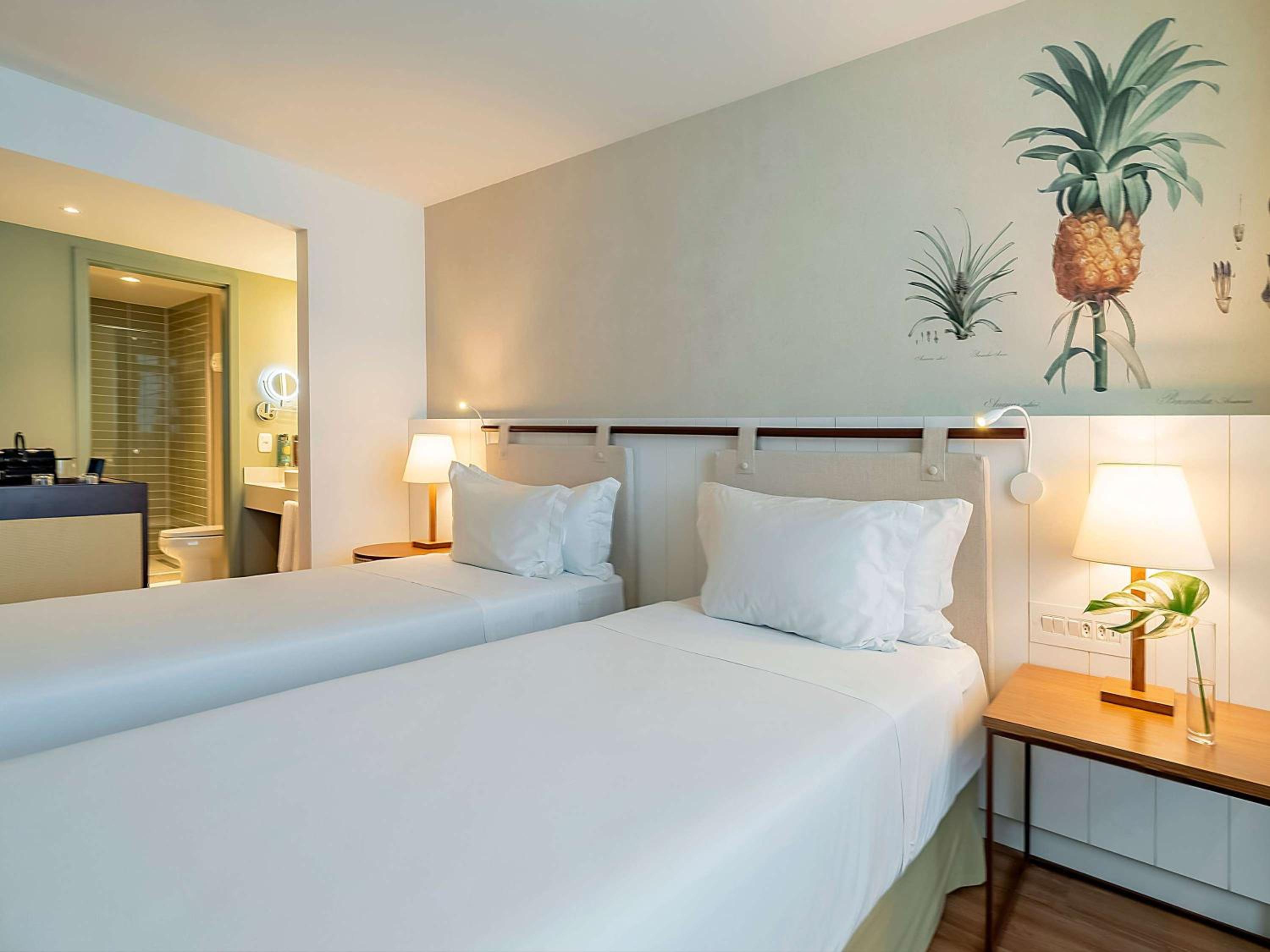 Premium Executive Twin Room with Sea View - Photo 1