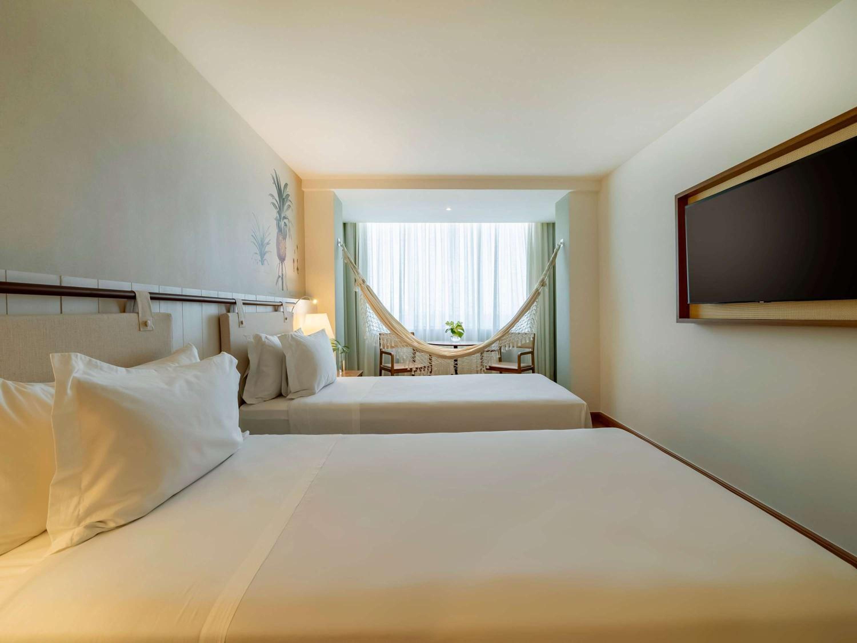 Premium Executive Twin Room with Sea View - Photo 5