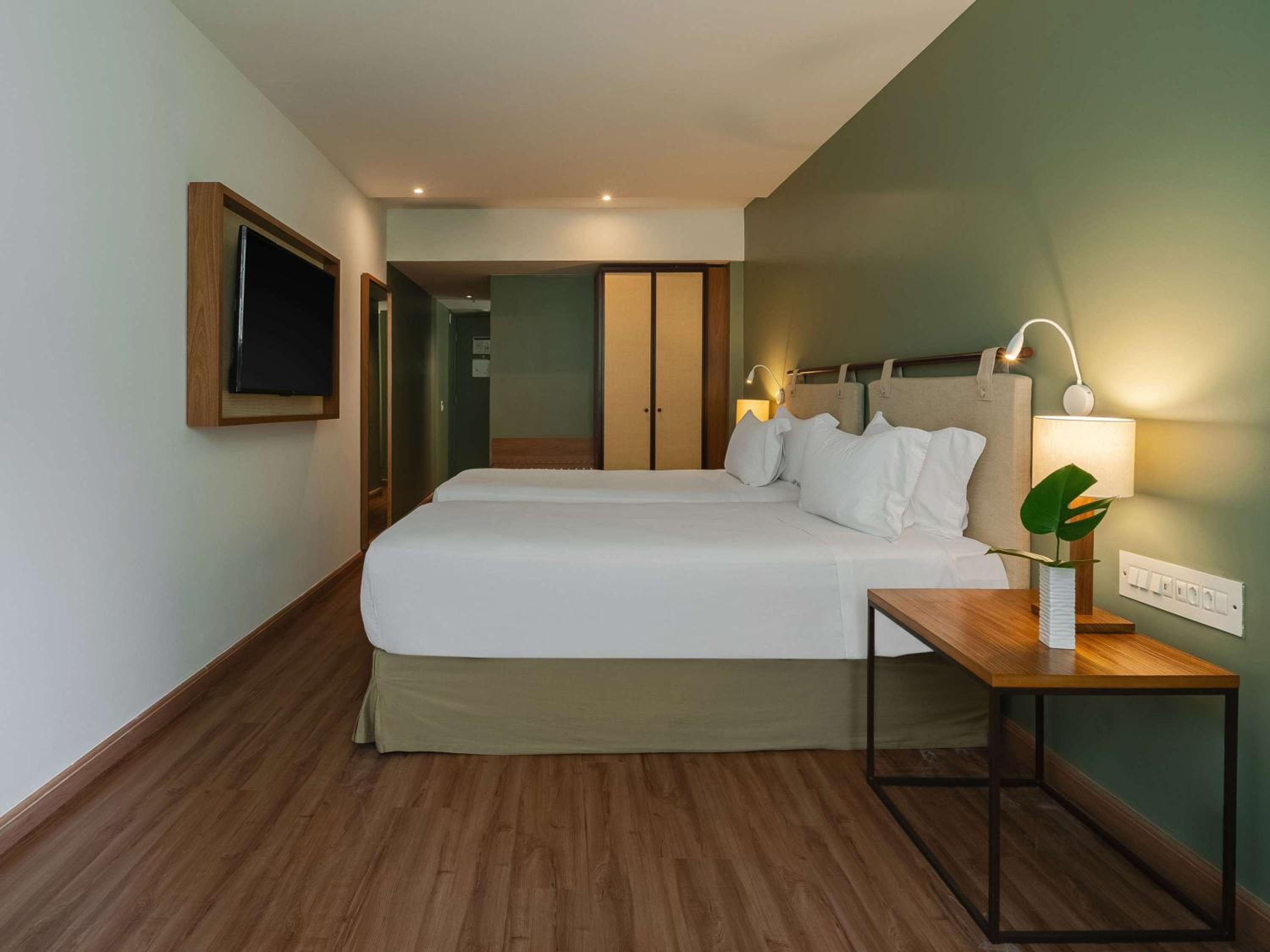 Classic Twin Room - Photo 3