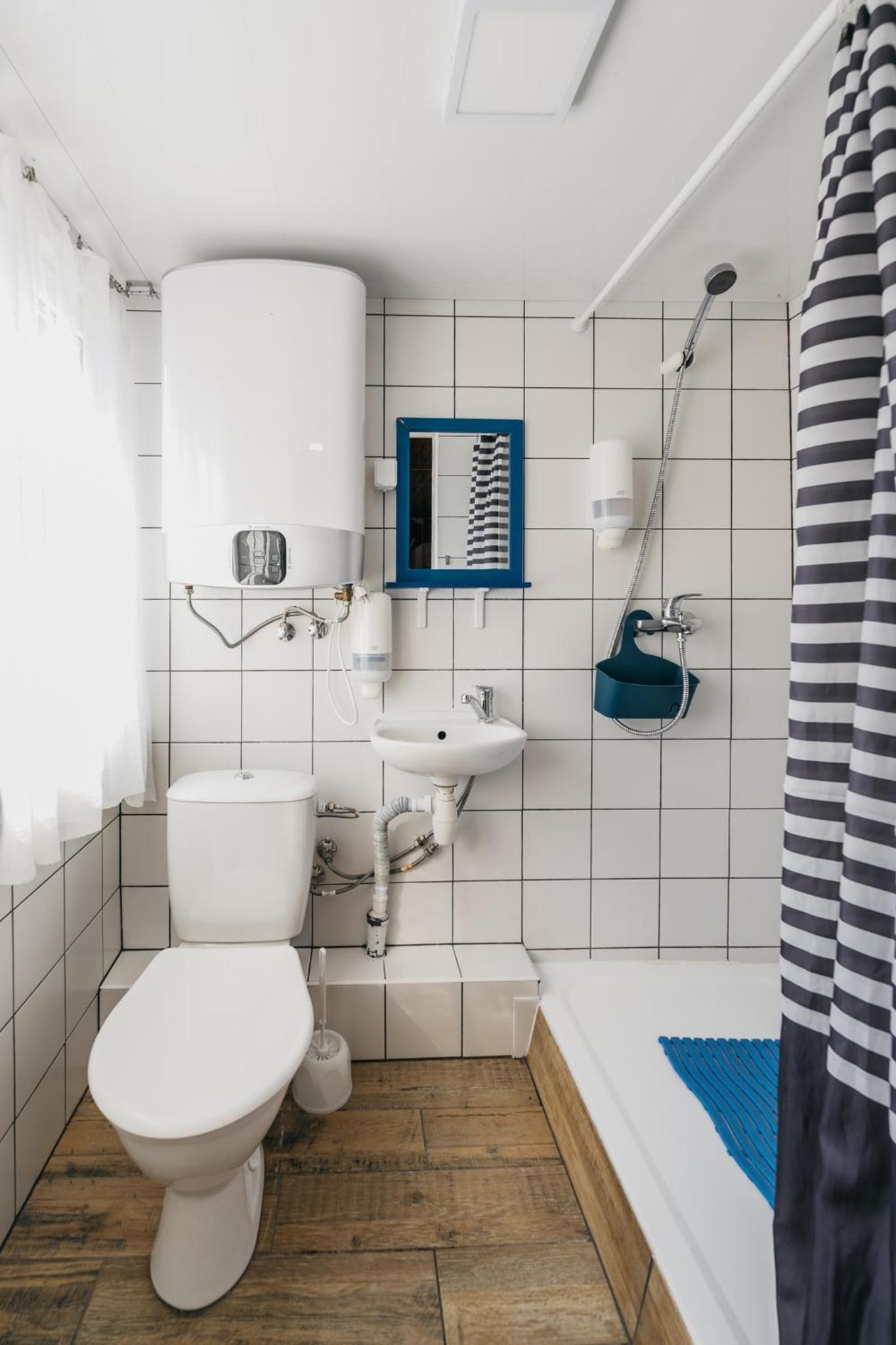Double Room with Private Bathroom - Photo 5