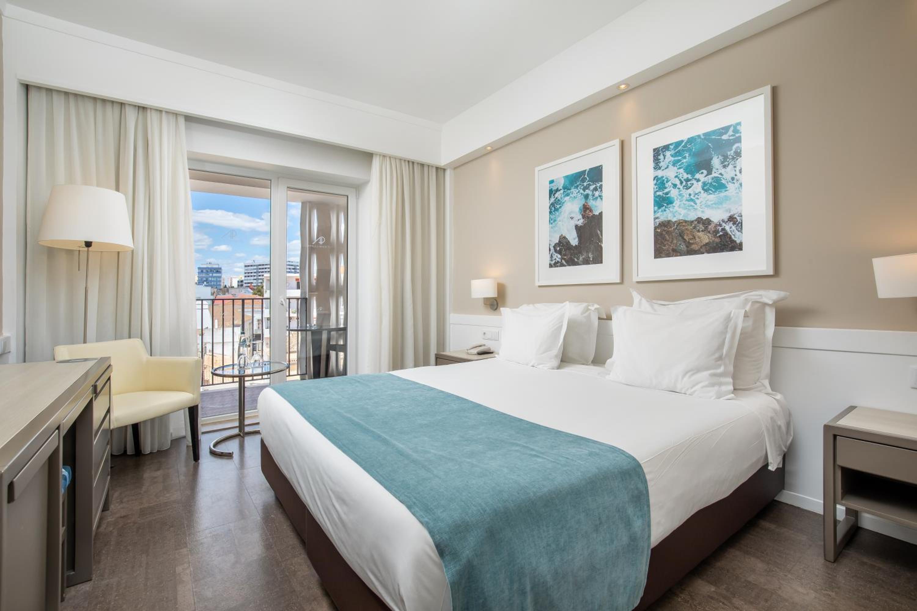 Standard Single Room - Photo 2