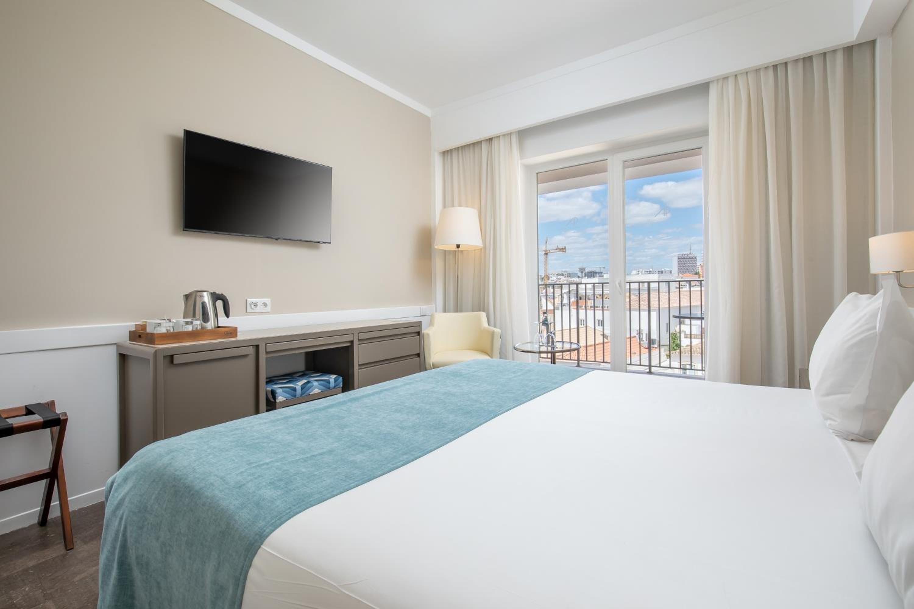 Standard Single Room - Photo 4