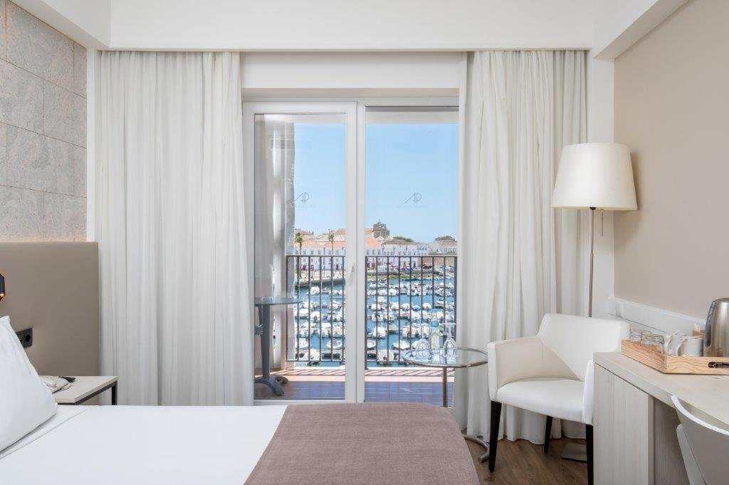 Double or Twin Room with Marina View - Photo 1