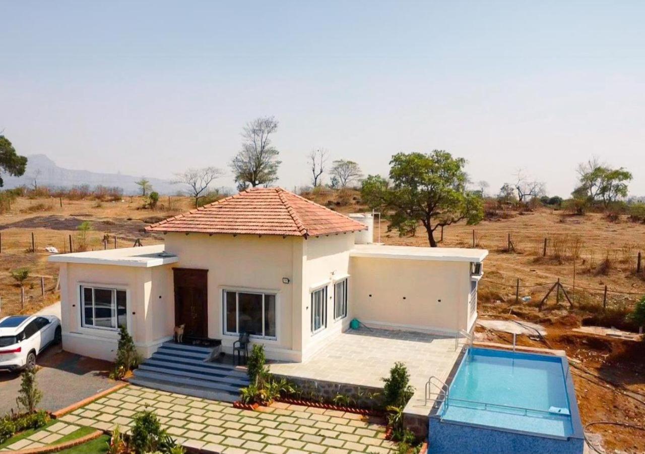 Three-Bedroom Villa photo 2