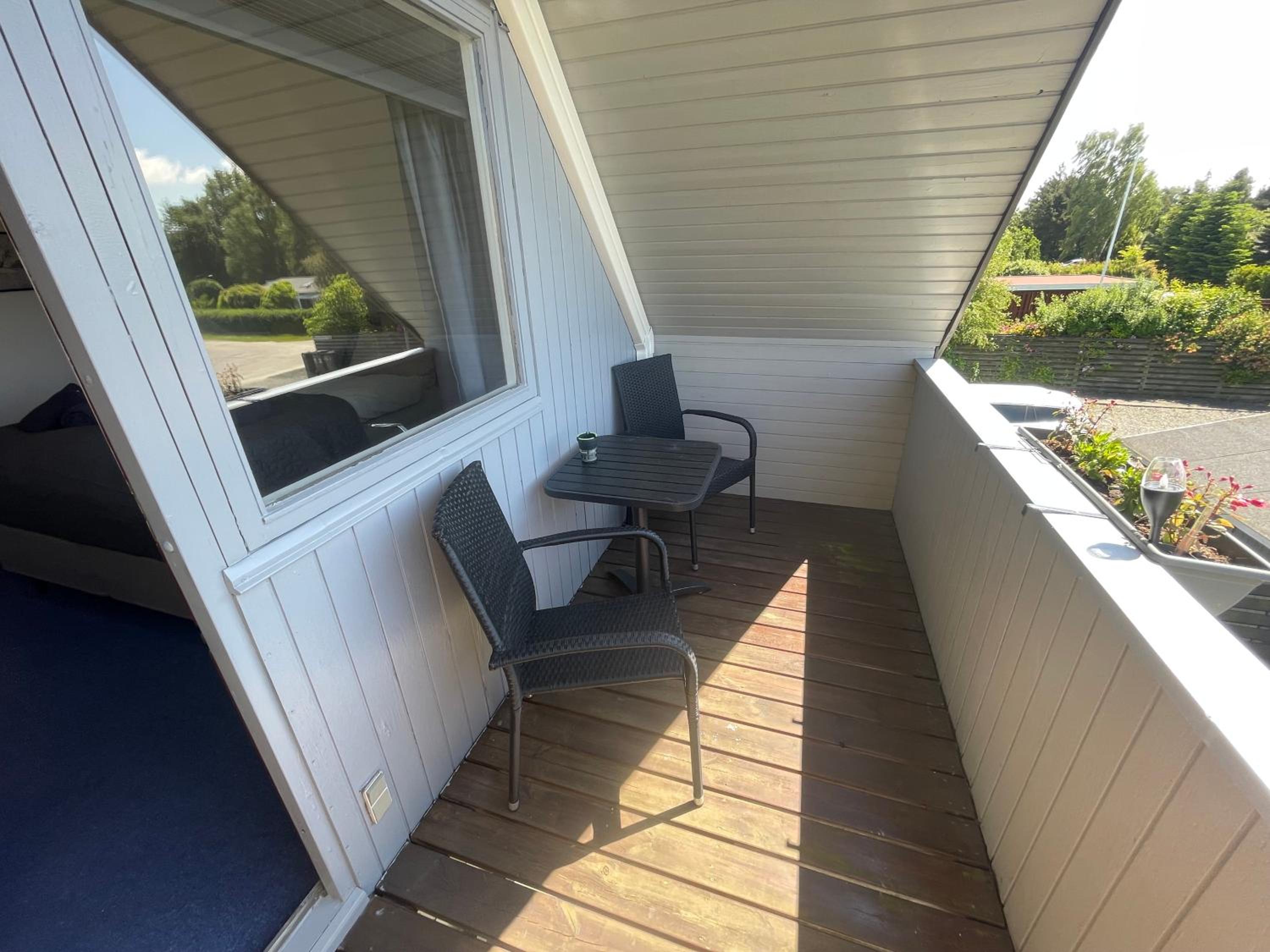 Deluxe Double Room with Balcony photo 2