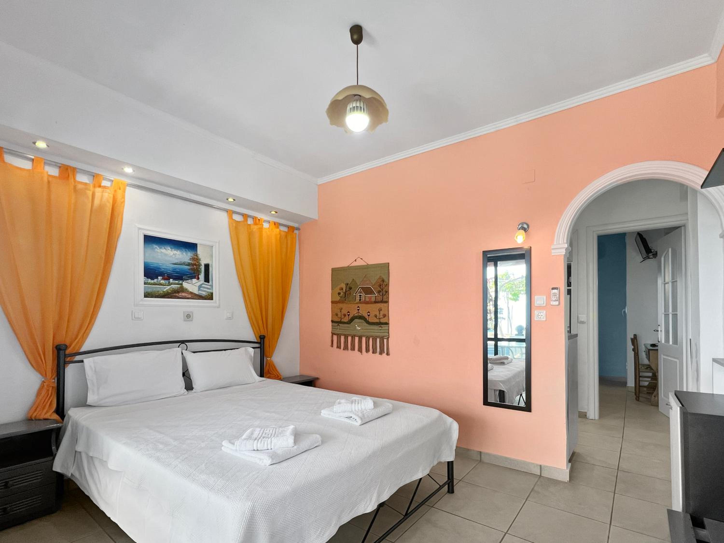 Family Apartment - Photo 12