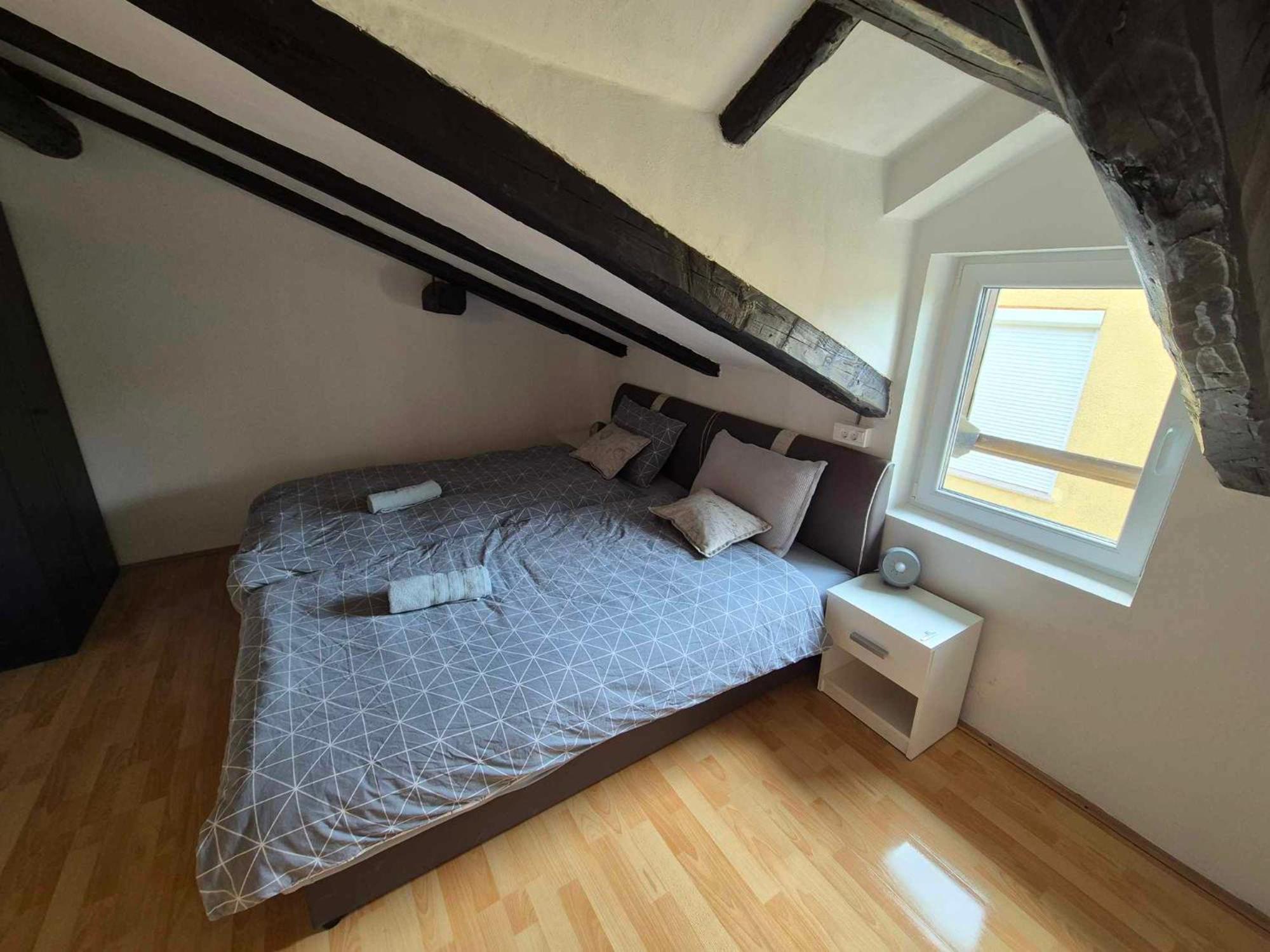 Three-Bedroom Apartment - High Floor photo 3