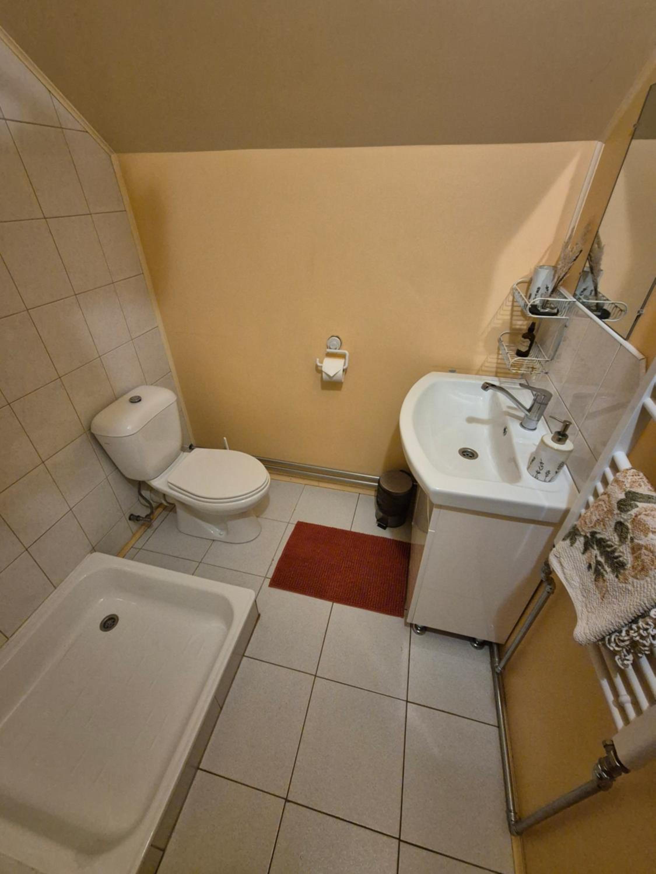 Triple Room with Bathroom photo 1