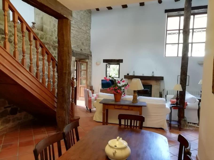 Three-Bedroom Villa photo 3