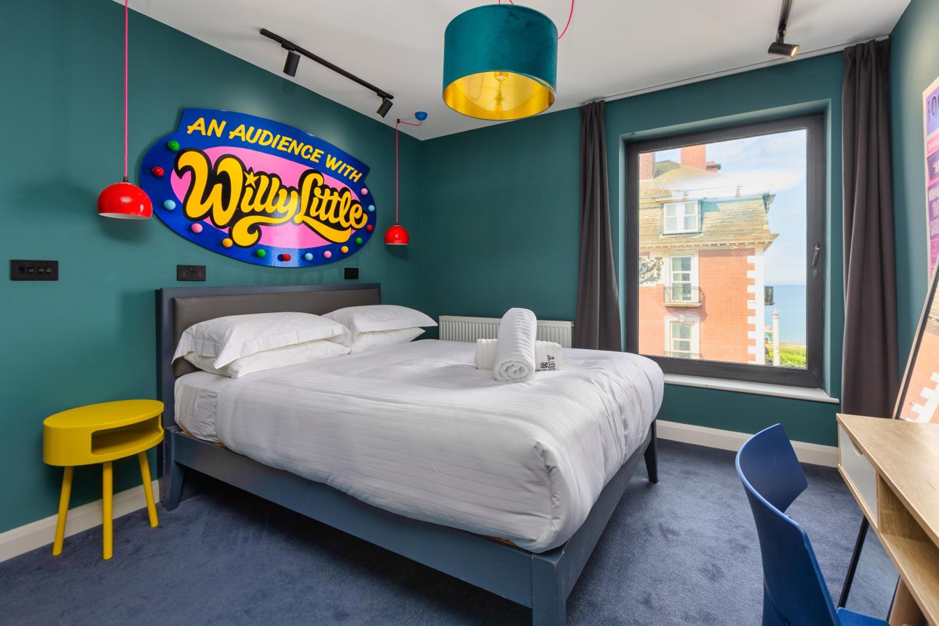 Deluxe Suite with Sea View - Photo 1