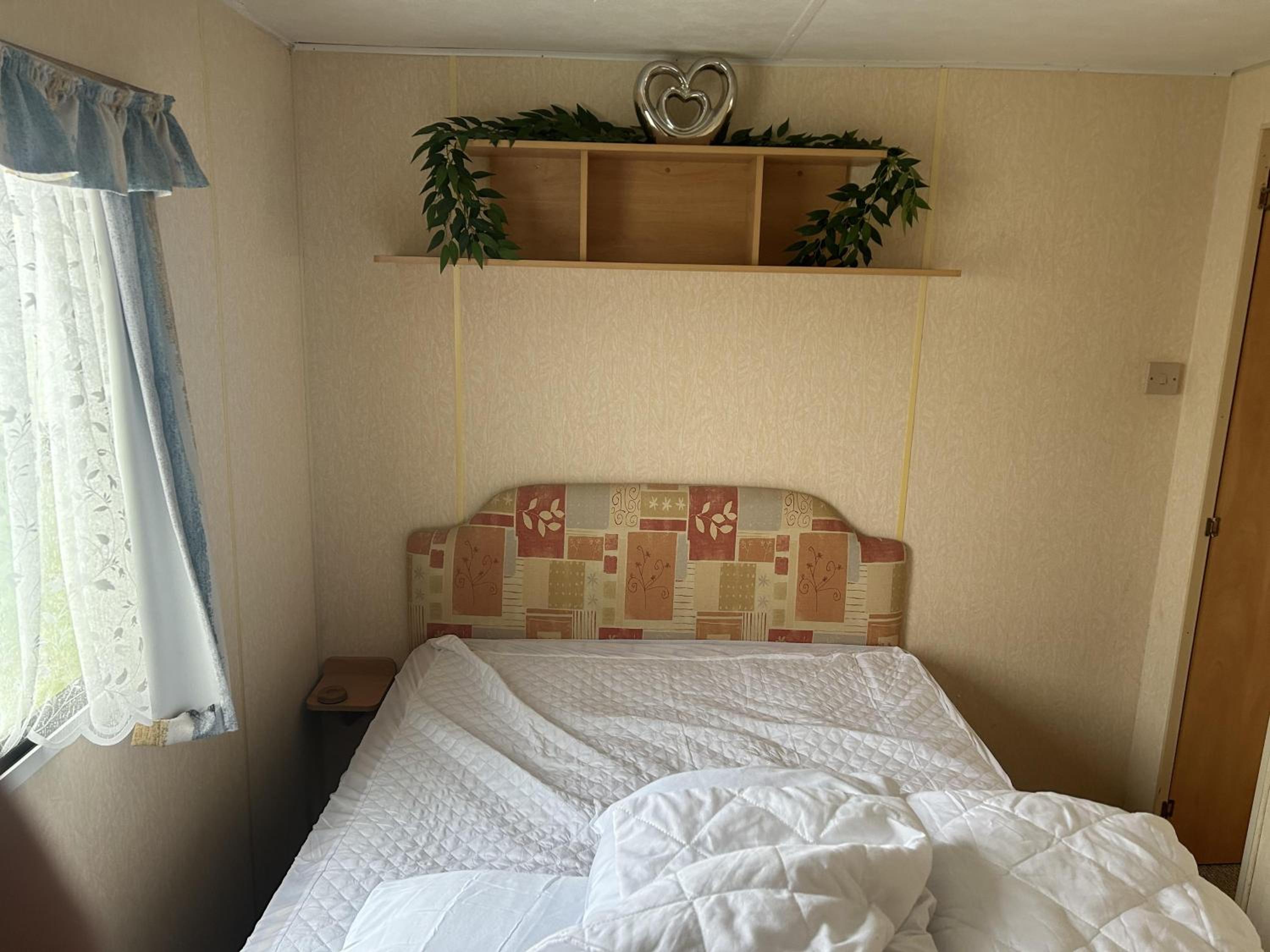 Mobile Home photo 2
