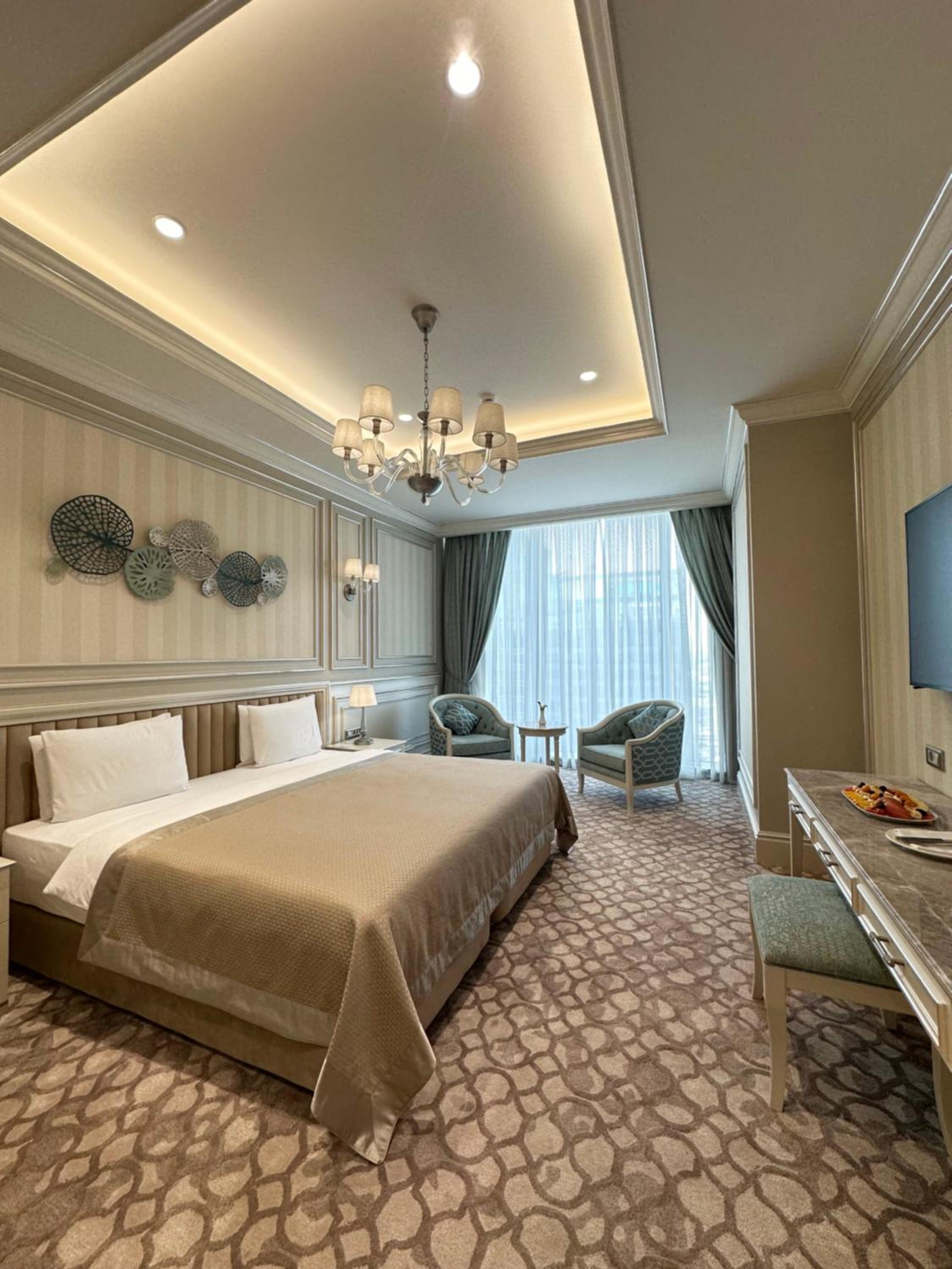 Superior King Room