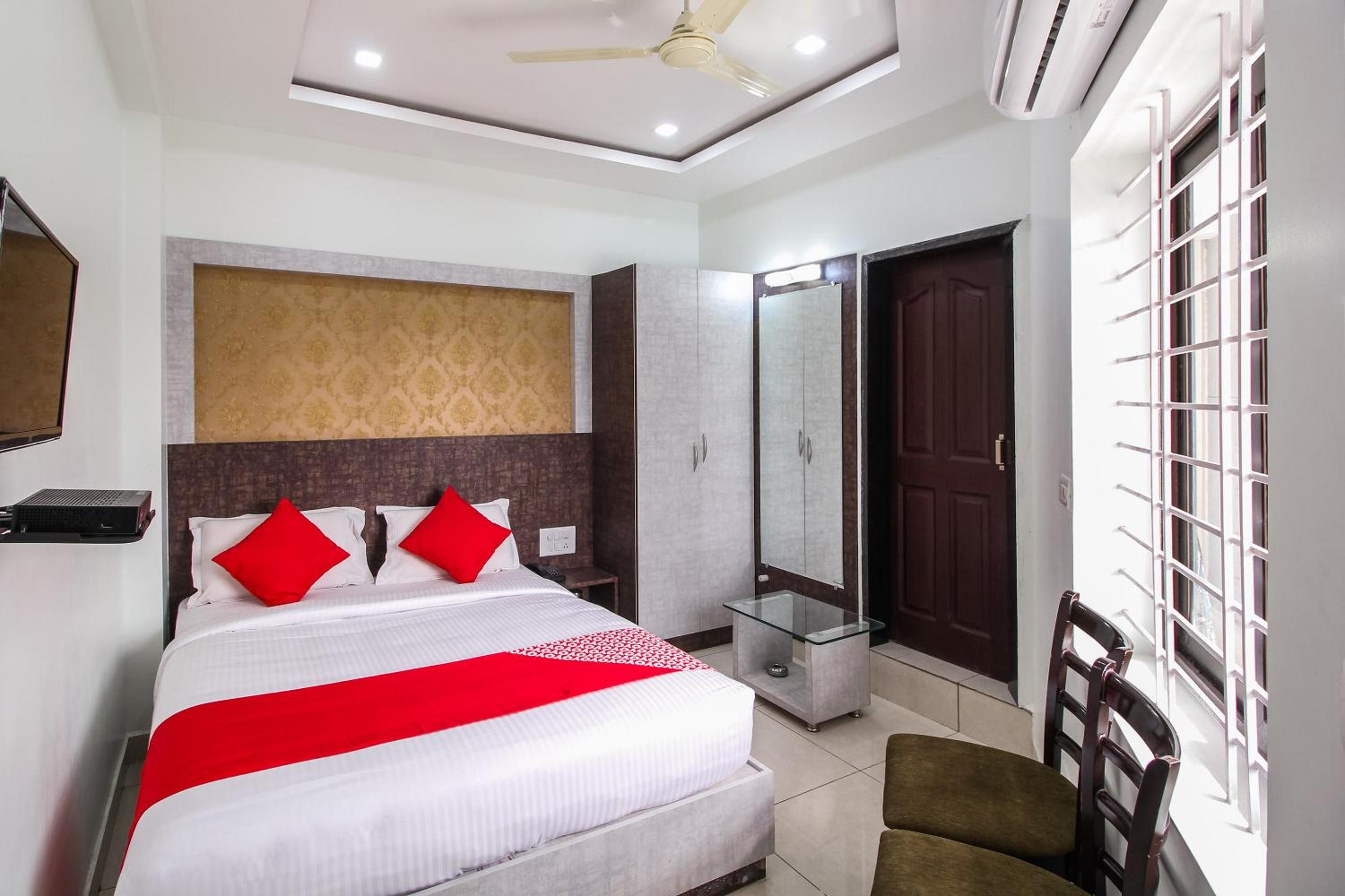 Budget Double Room photo 2