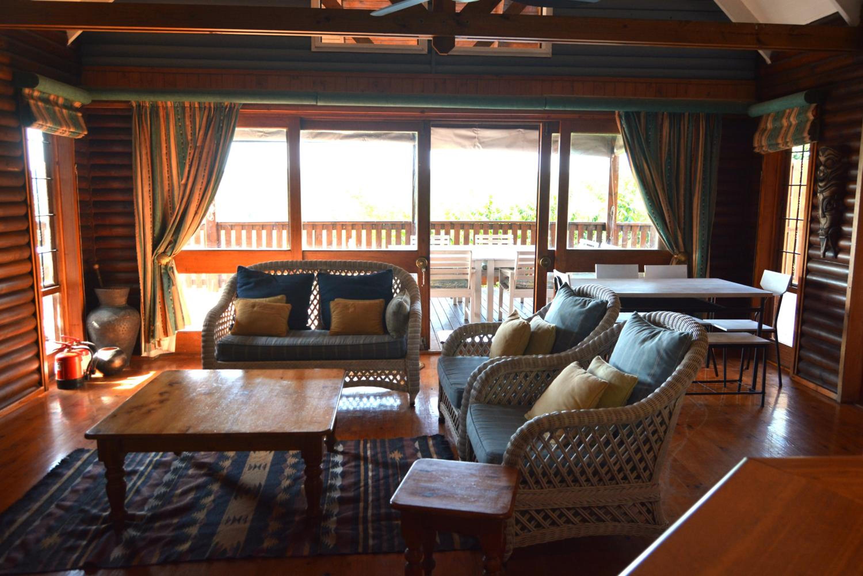 Apartment with Lake View - Photo 1