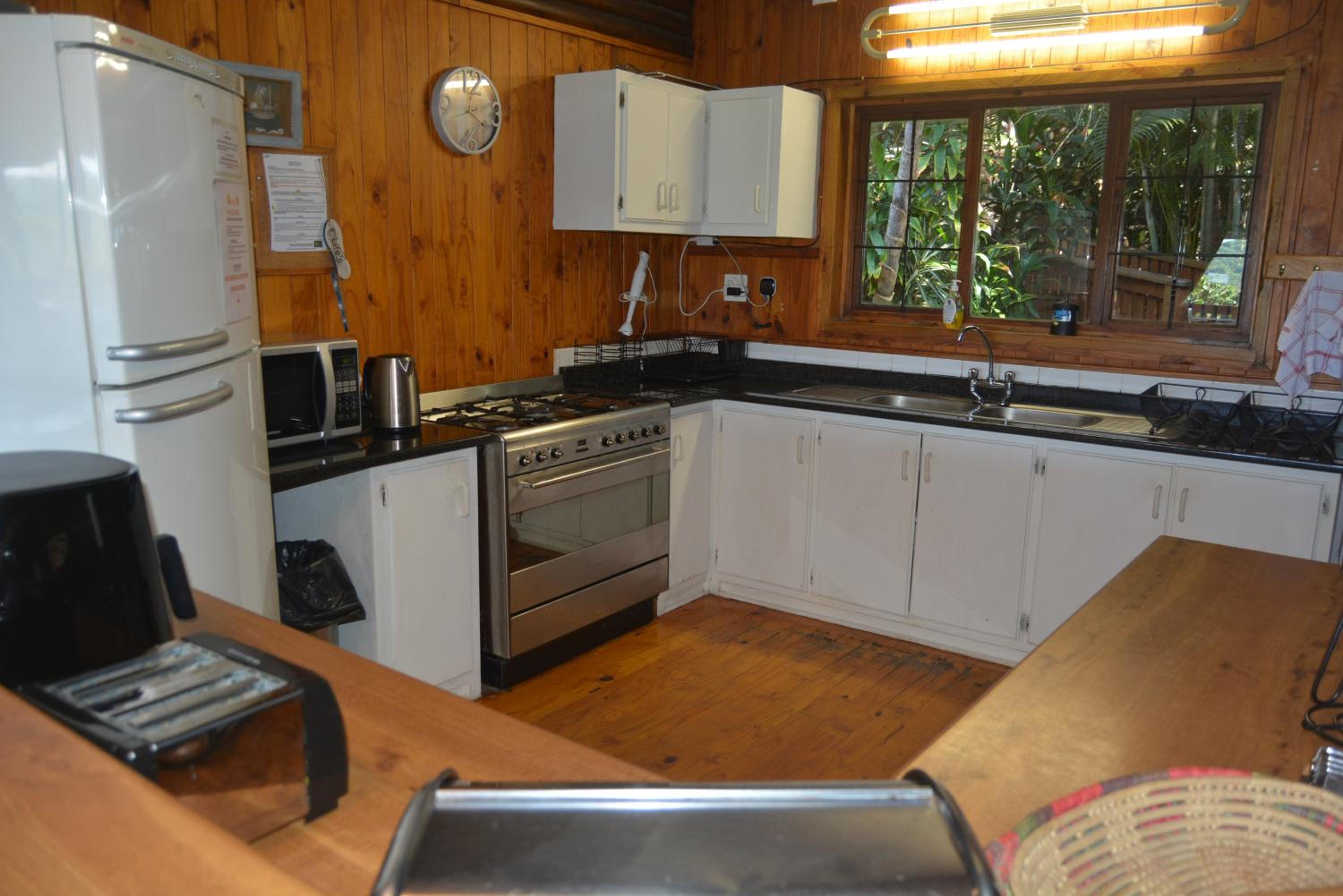Apartment with Lake View - Photo 44