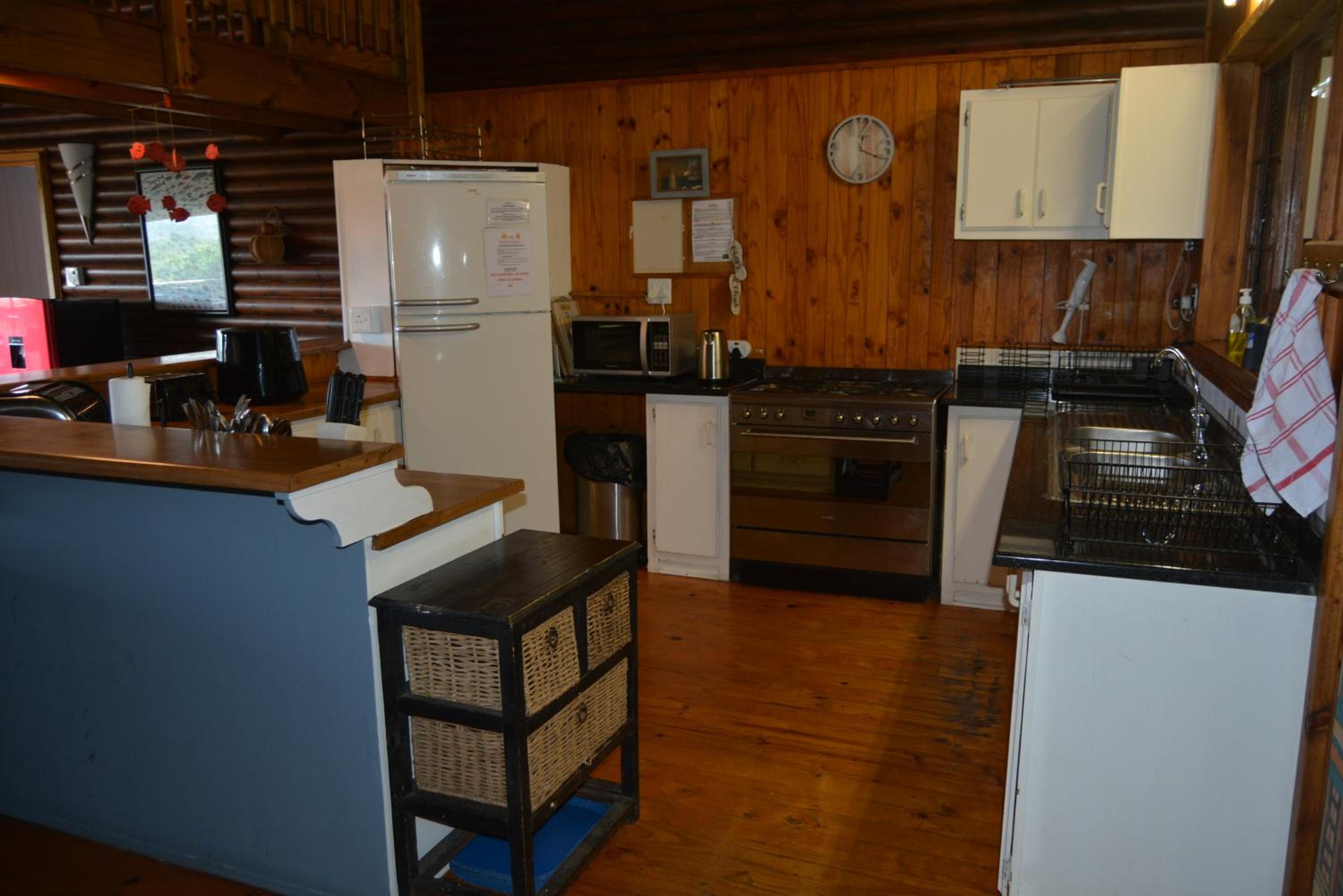 Apartment with Lake View - Photo 45
