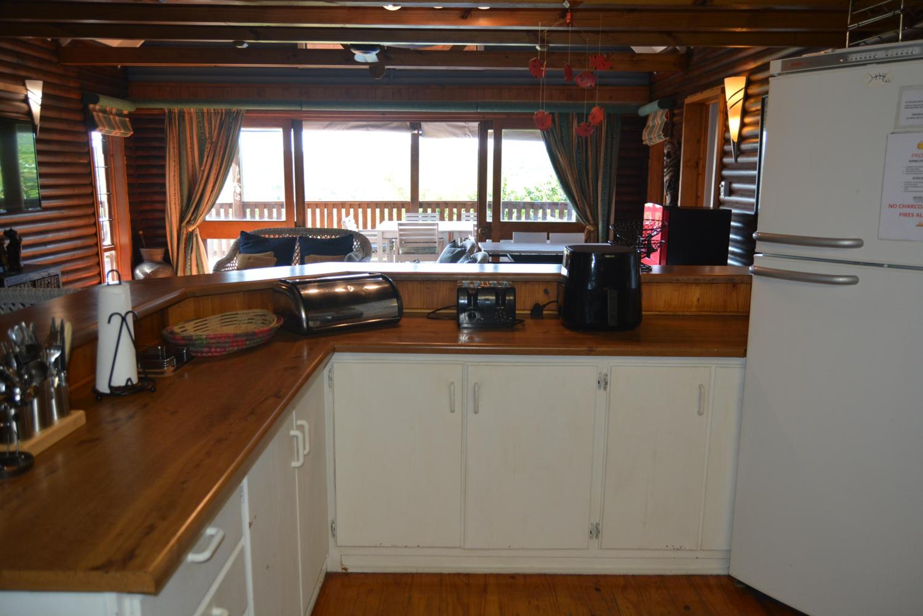 Apartment with Lake View - Photo 10