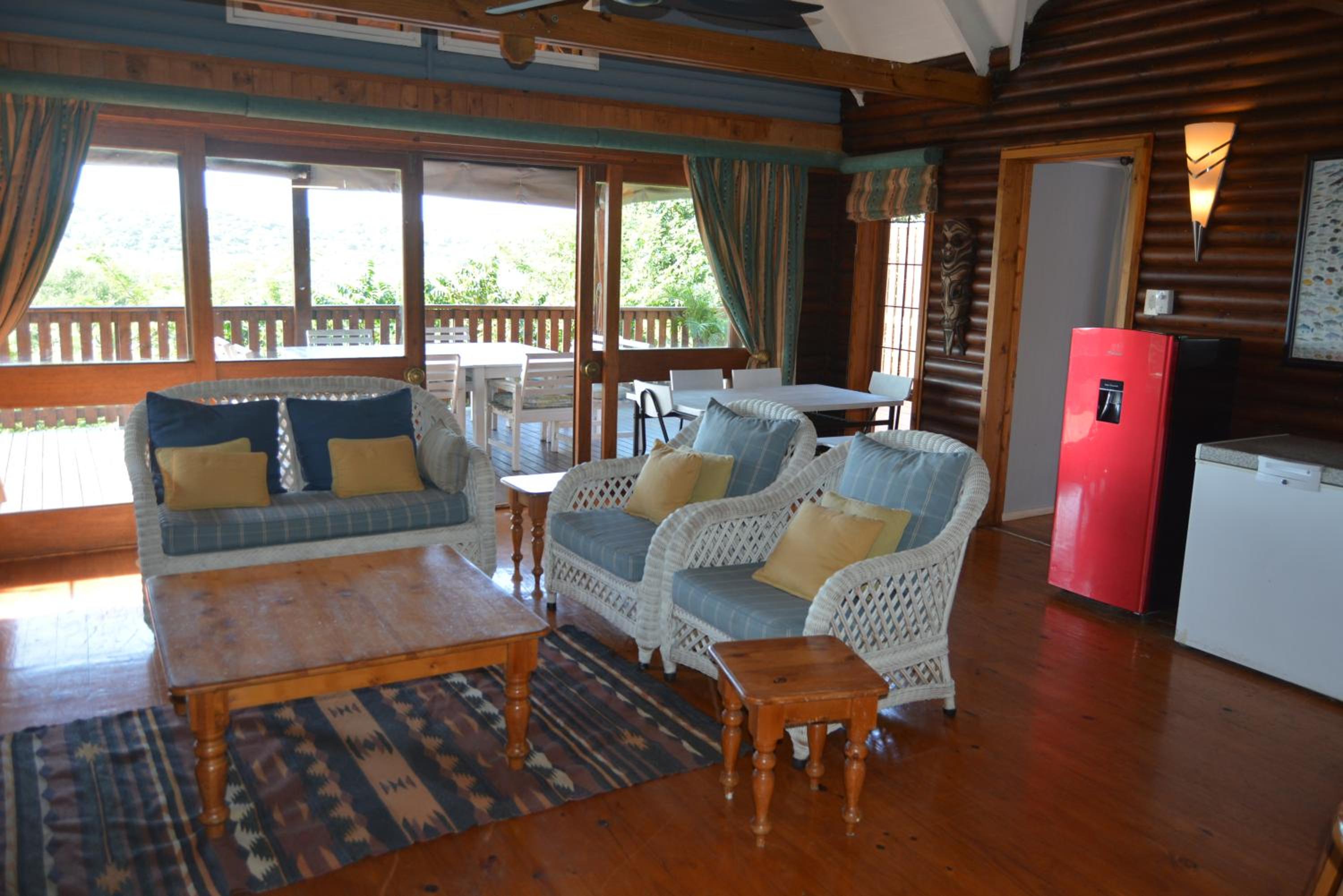 Apartment with Lake View - Photo 17