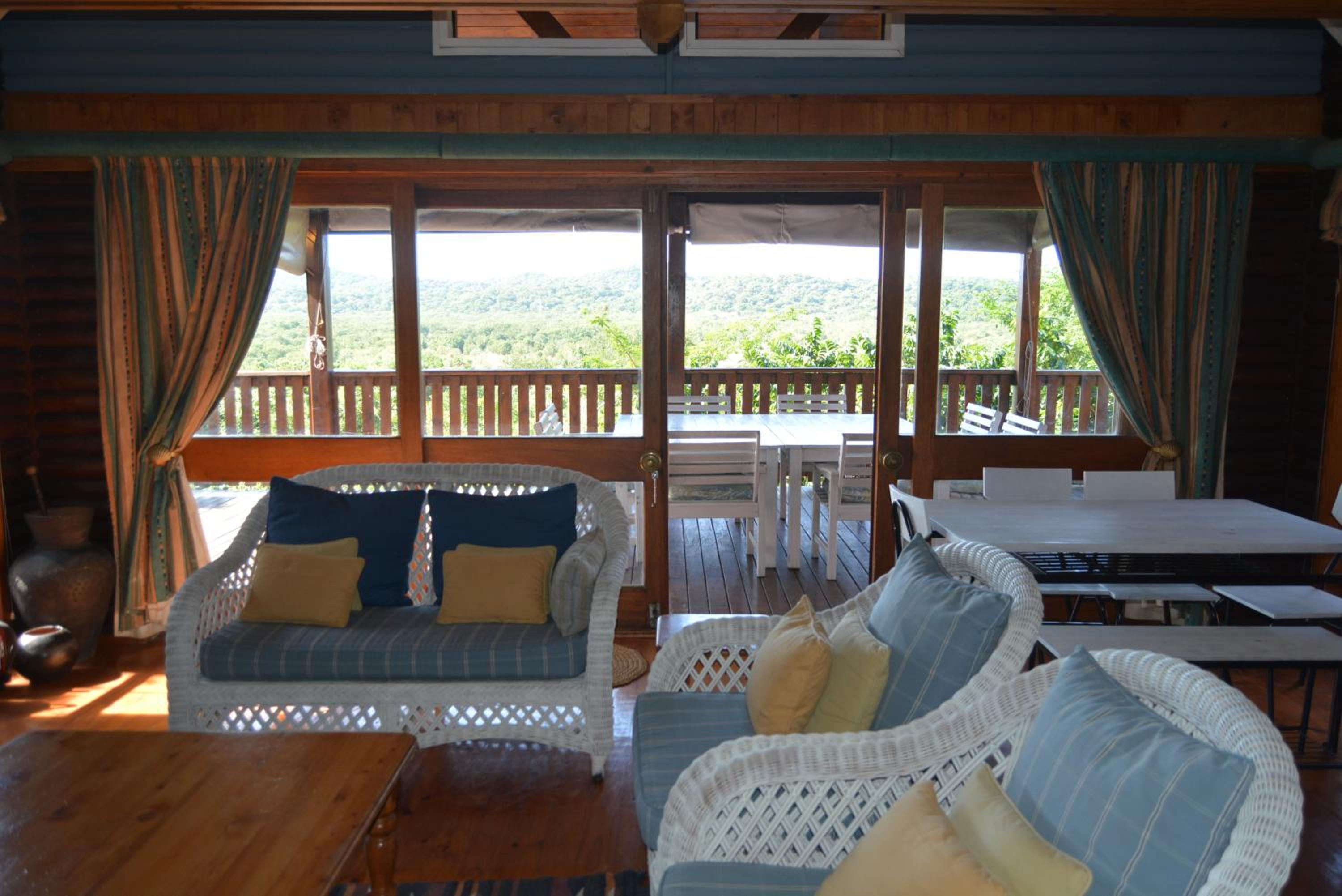 Apartment with Lake View - Photo 20