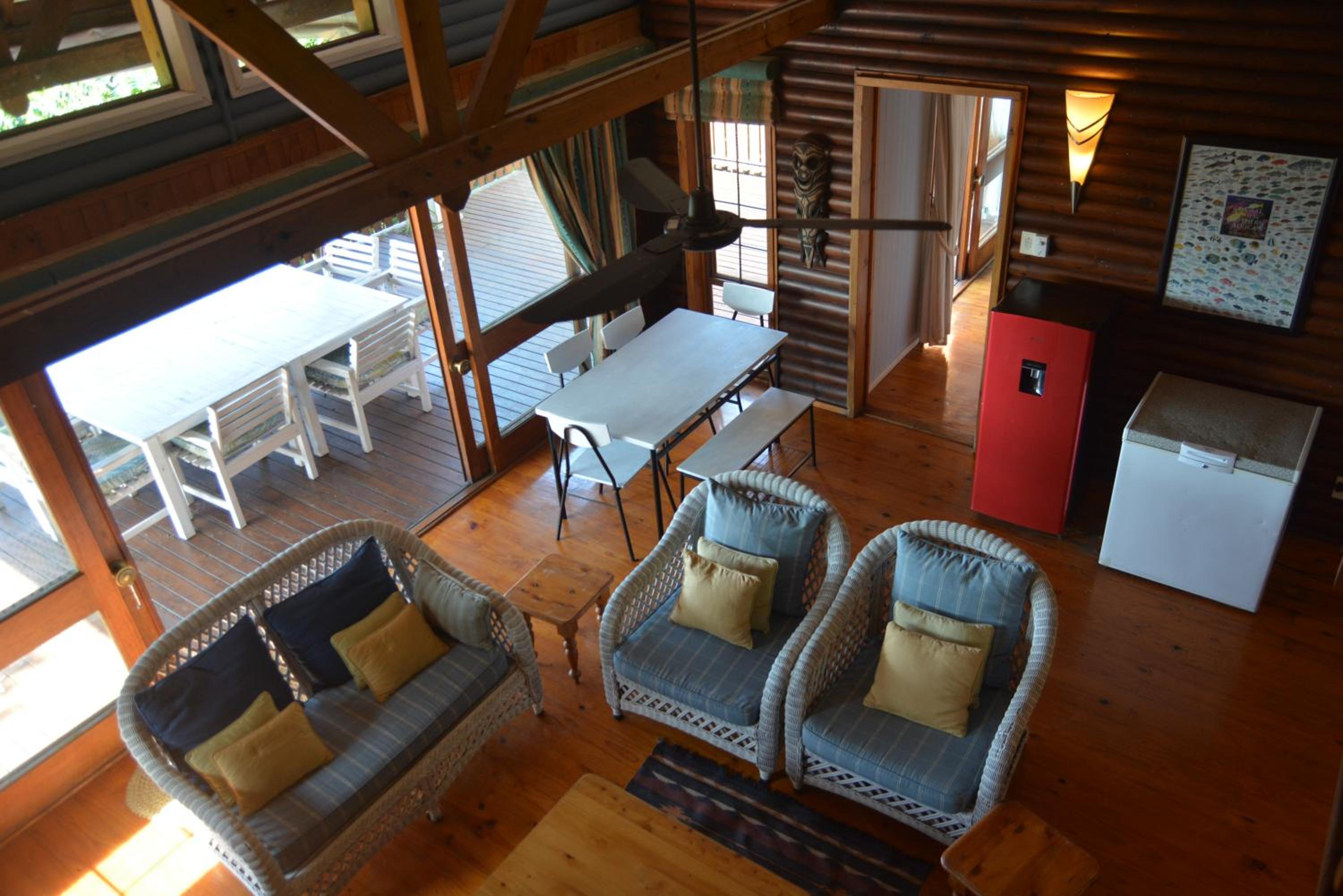 Apartment with Lake View - Photo 25